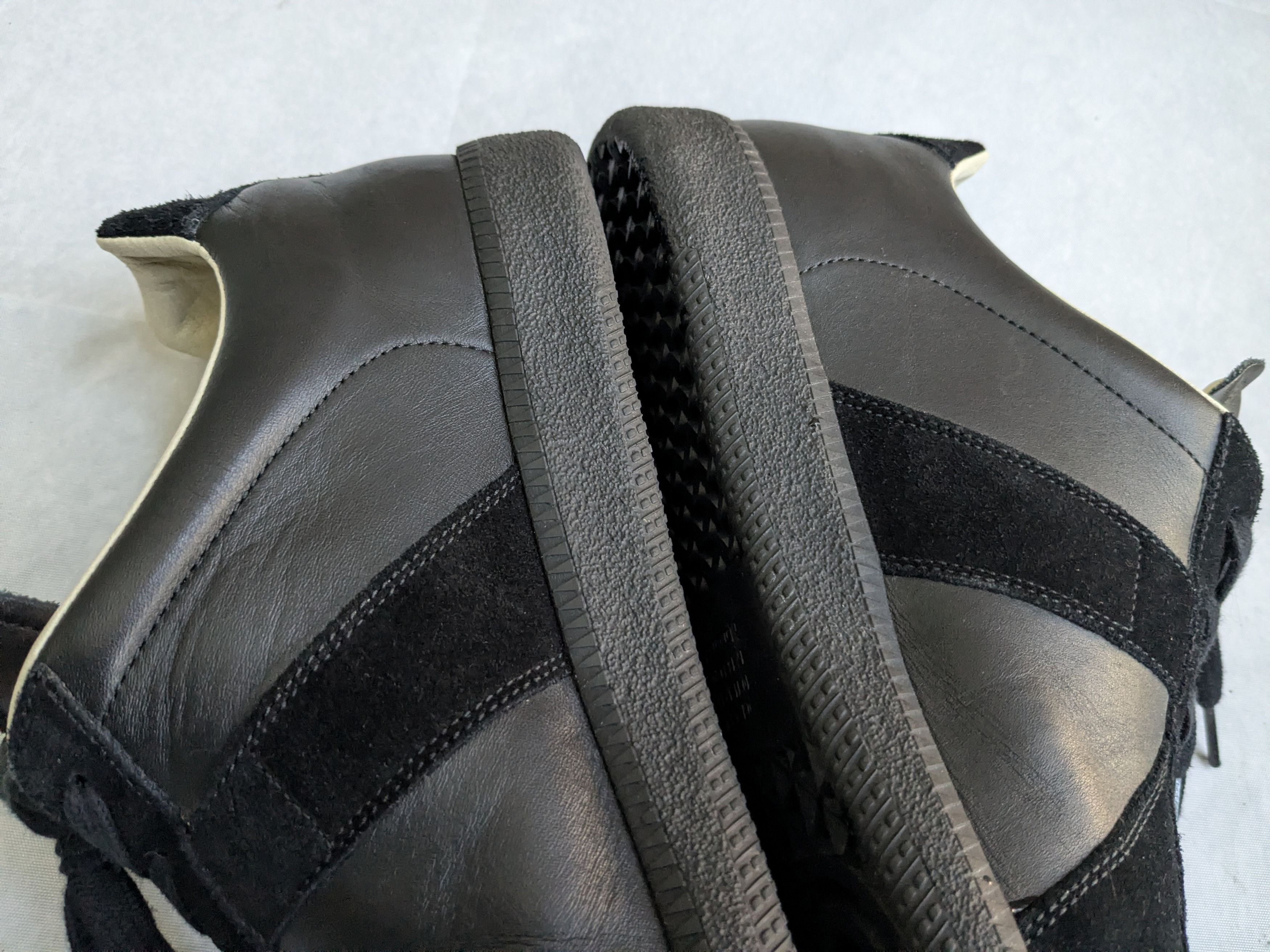 Maison Margiela Maison Margiela Replica GAT Black 11 44 Low Tops Size US 11 / EU 44 - 16 Thumbnail