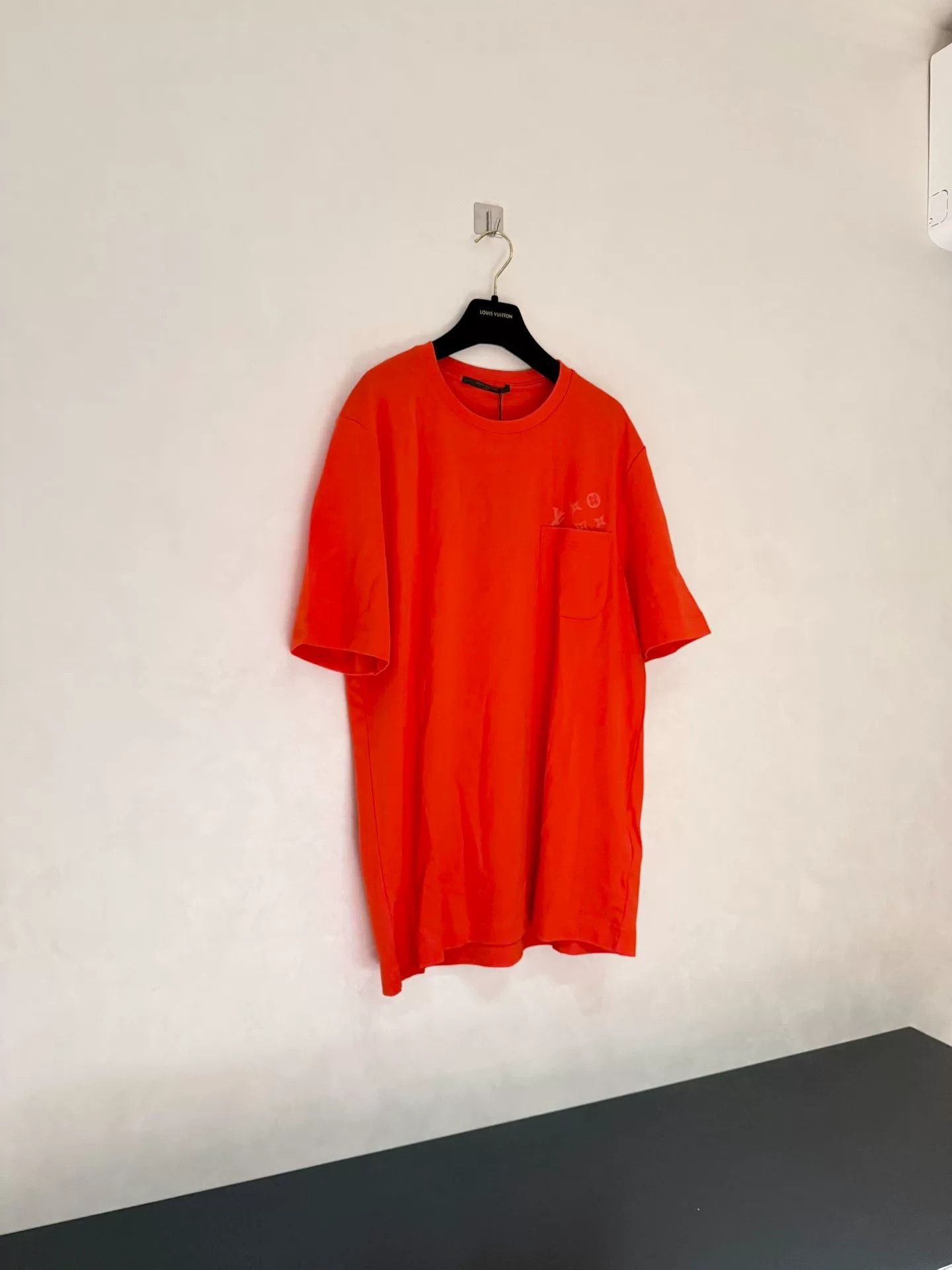 Louis Vuitton Louis Vuitton Orange Short Sleeve T-Shirt Size US XL / EU 56 / 4 - 1 Thumbnail