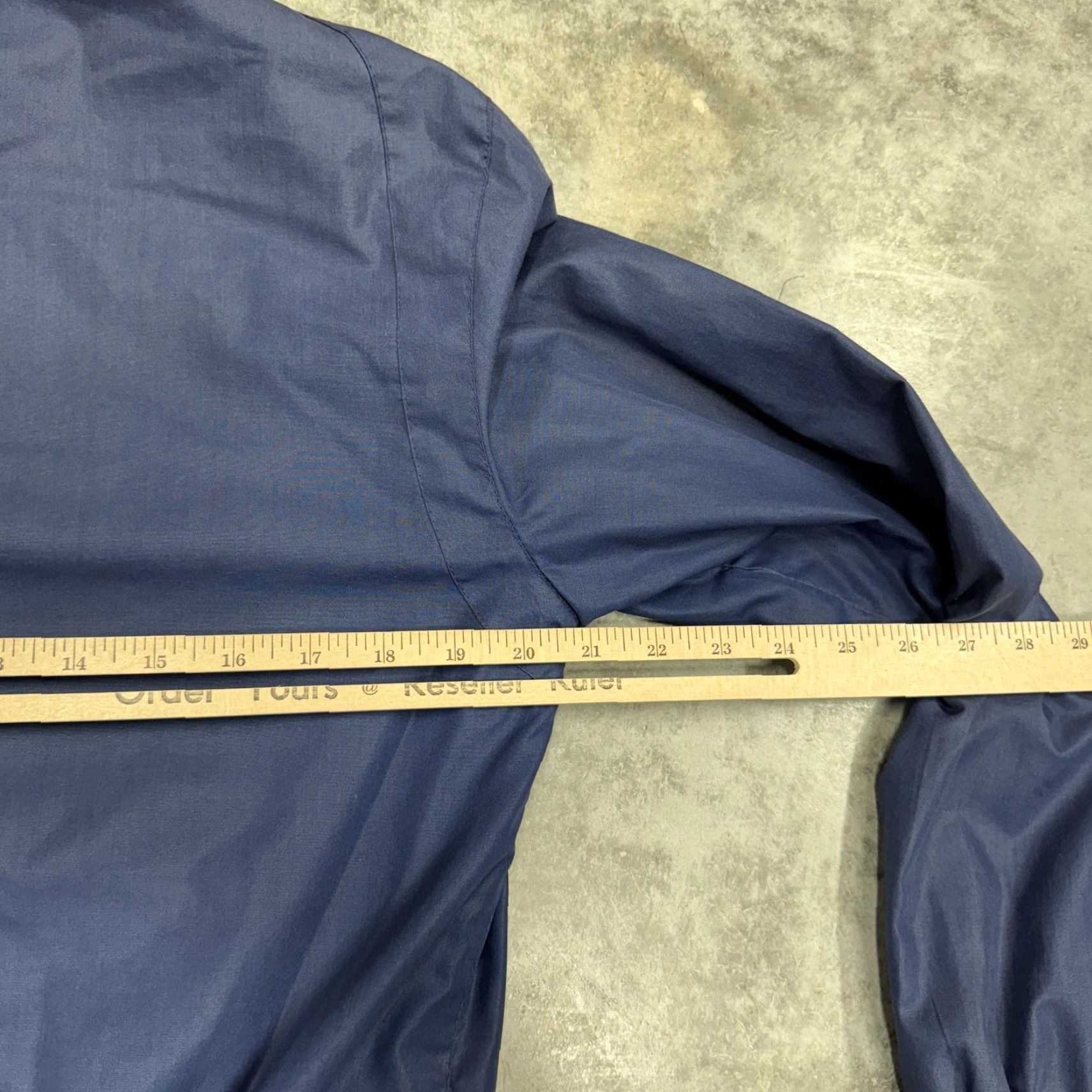 Members Only VINTAGE Members Only Jacket Mens 38 Blue Nylon Bomber 80s HK Zip Full Zip Lined Pockets Solid Blue Logo Zipper Casual Travel Size US XXS / EU 40 - 5 Thumbnail