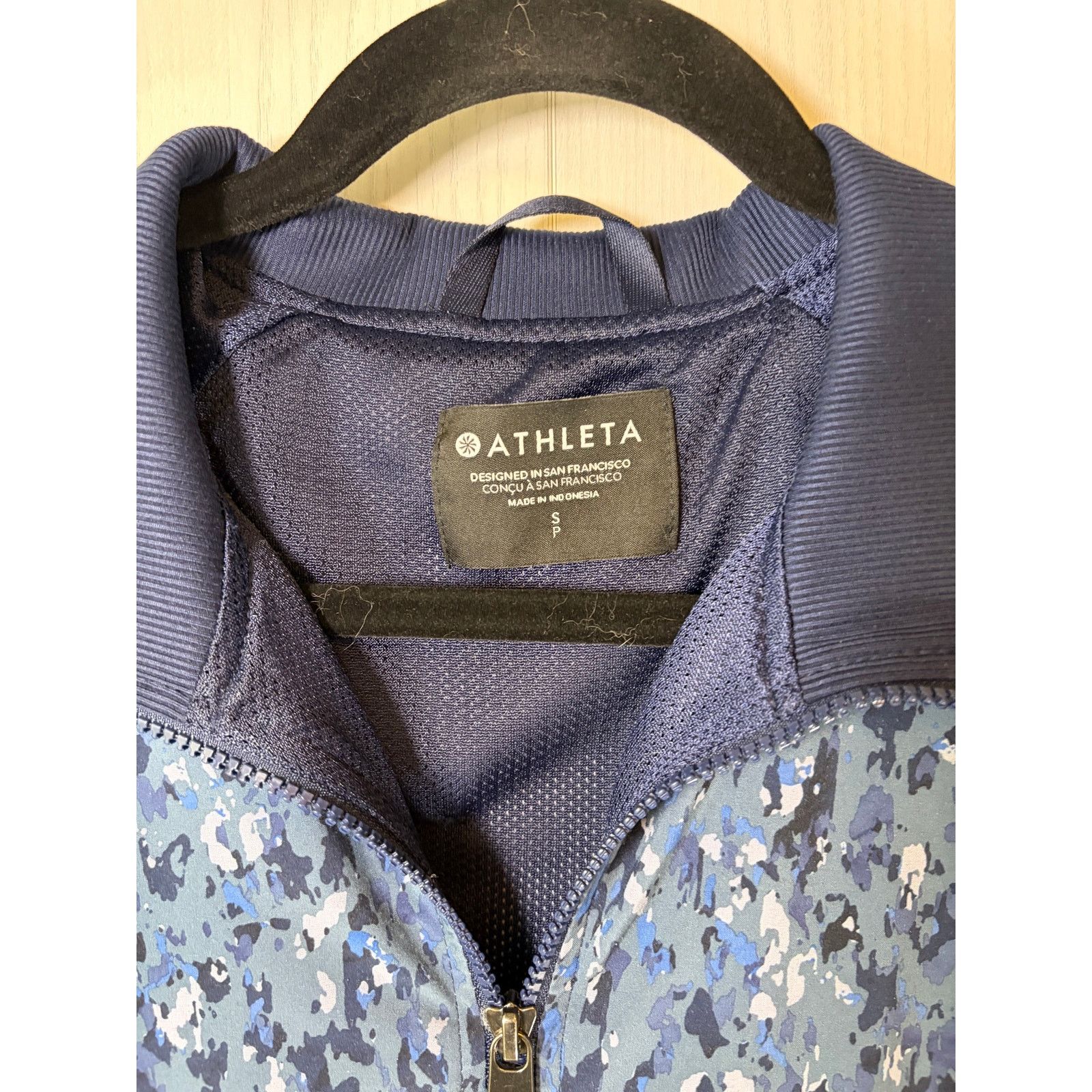 Athleta Athleta Brooklyn bomber jacket and pants - S Size 27" / US 4 / IT 40 - 2 Thumbnail