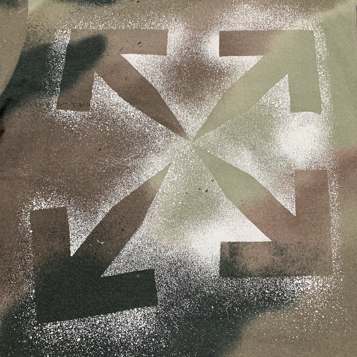 Off-White Off White XXS Stencil Arrows Camo Tee Virgil Abloh Size US XXS / EU 40 - 3 Thumbnail