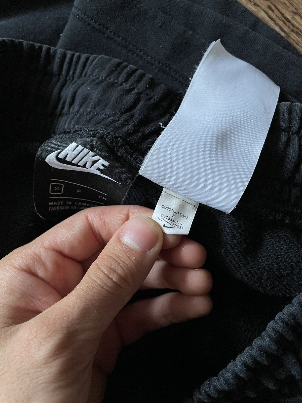 Nike Nike Shorts Big Swoosh Logo Small Black like New Size US 30 / EU 46 - 6 Thumbnail