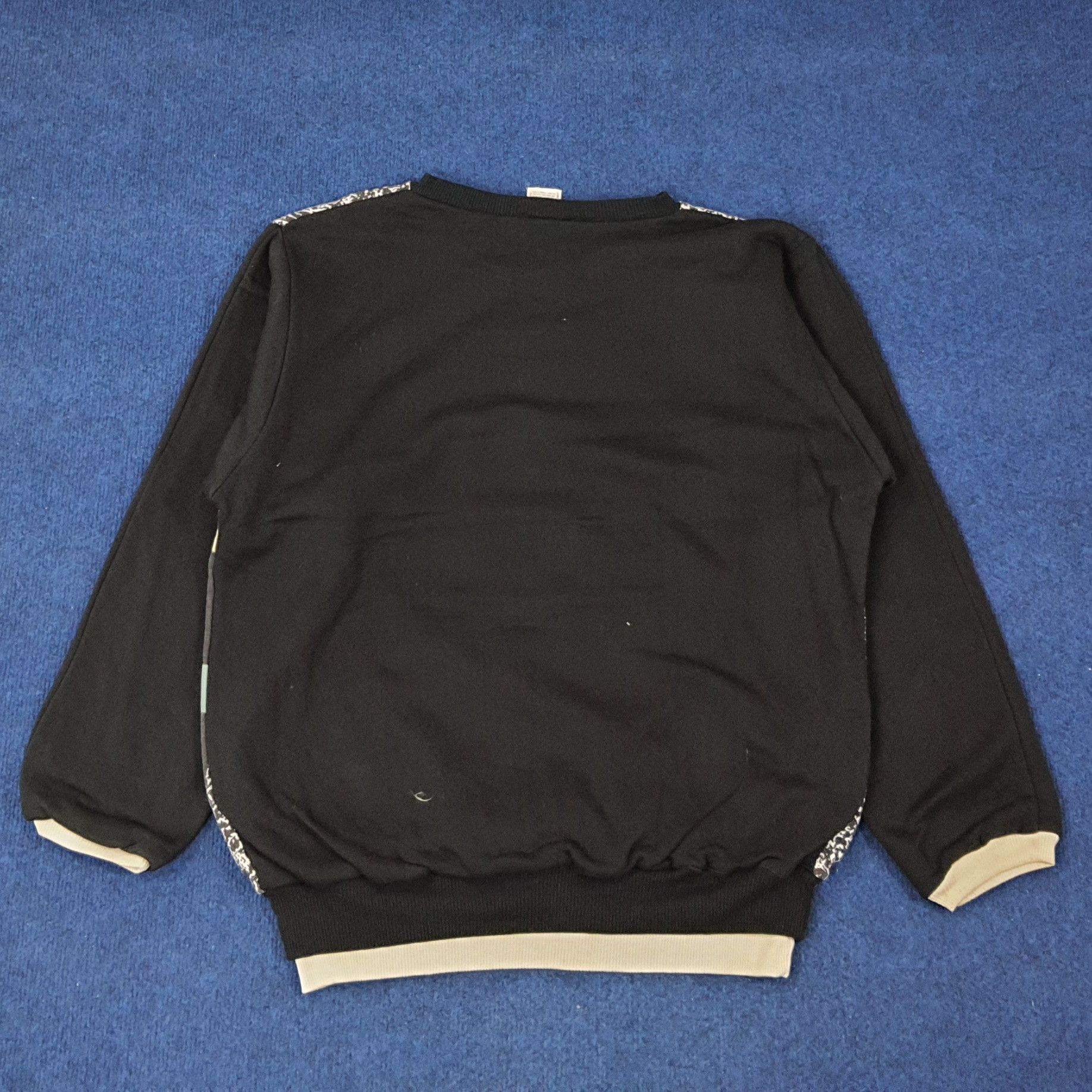 Vintage Vintage BLOWOUT Fall Collection Art Sweatshirt C234N13 Size US L / EU 52-54 / 3 - 4 Thumbnail