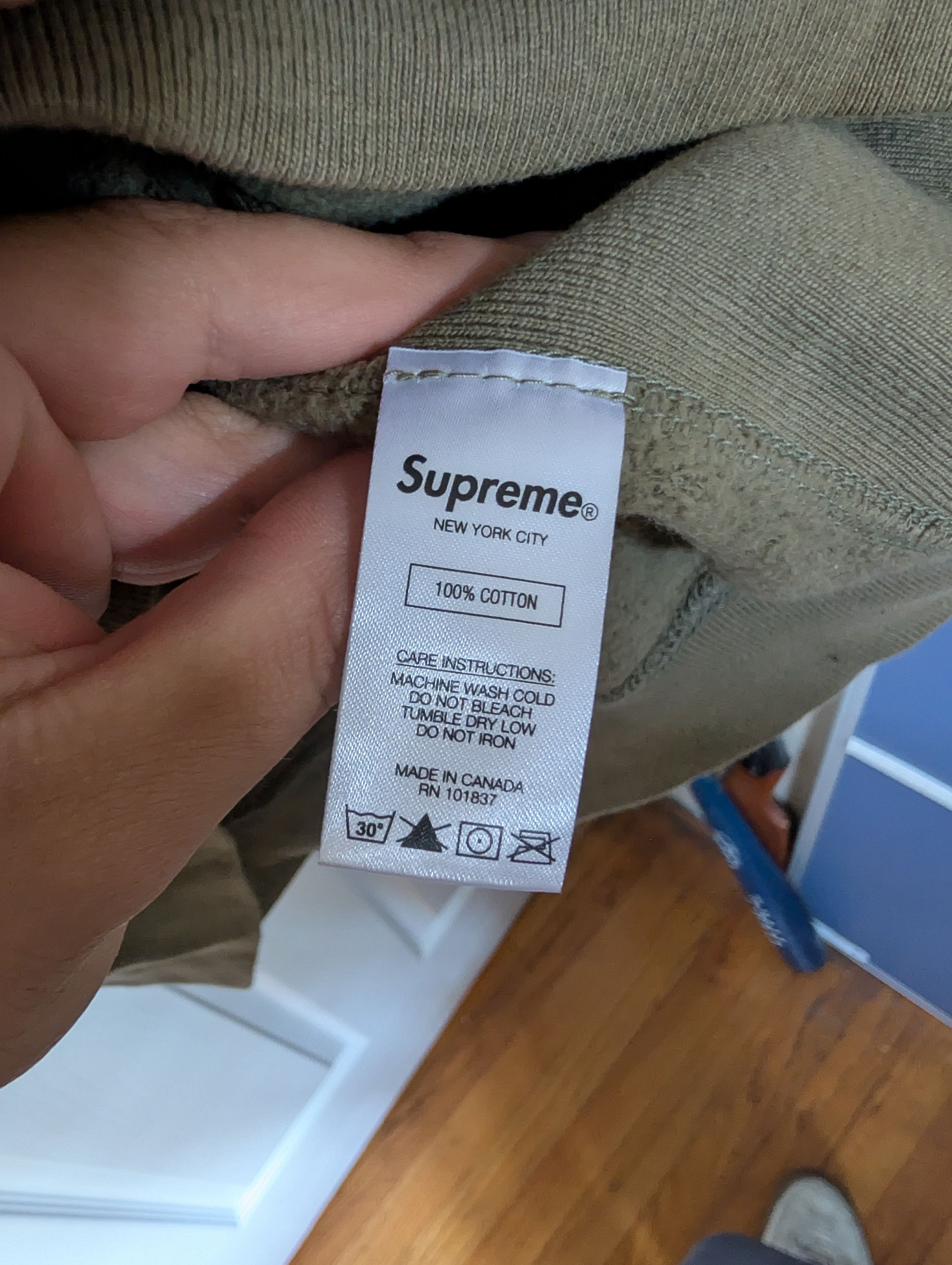 Supreme 2016 Supreme Olive Mini Small Box Logo Hoodie Size US S / EU 44-46 / 1 - 4 Thumbnail