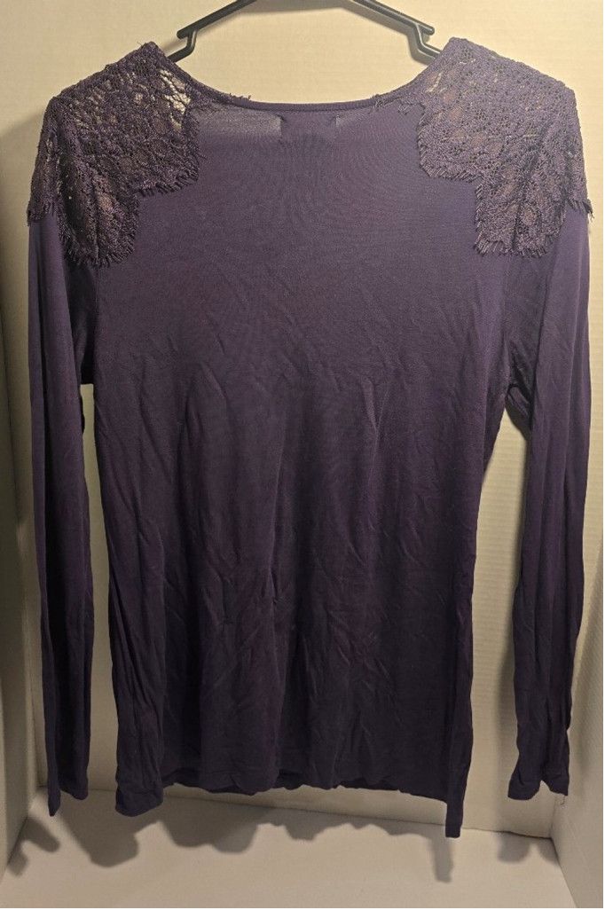 Old Navy Women's Old Navy Size medium shirt Size M / US 6-8 / IT 42-44 - 3 Thumbnail