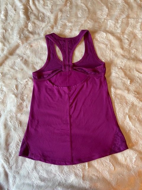 American Eagle Outfitters American Eagle Tank Top NWOT Size XS / US 0-2 / IT 36-38 - 2 Thumbnail