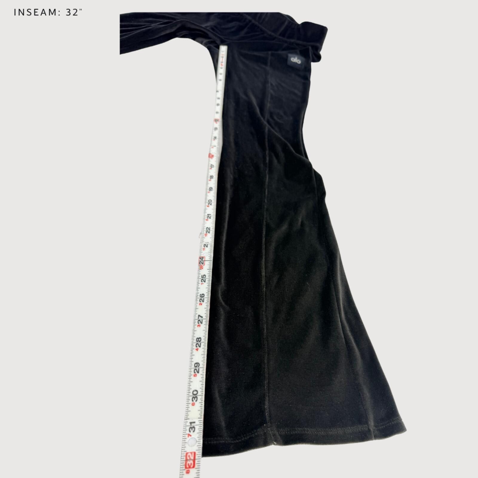 Other Alo Yoga Velour Flare Pants Black XS Size 26" / US 2 / IT 38 - 7 Thumbnail