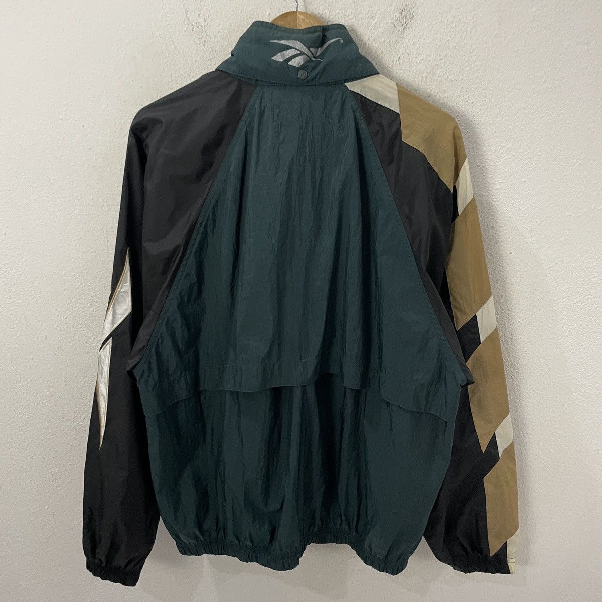 Reebok Vintage 90s Reebok Big Logo Windbraker Jacket Size US XL / EU 56 / 4 - 8 Thumbnail
