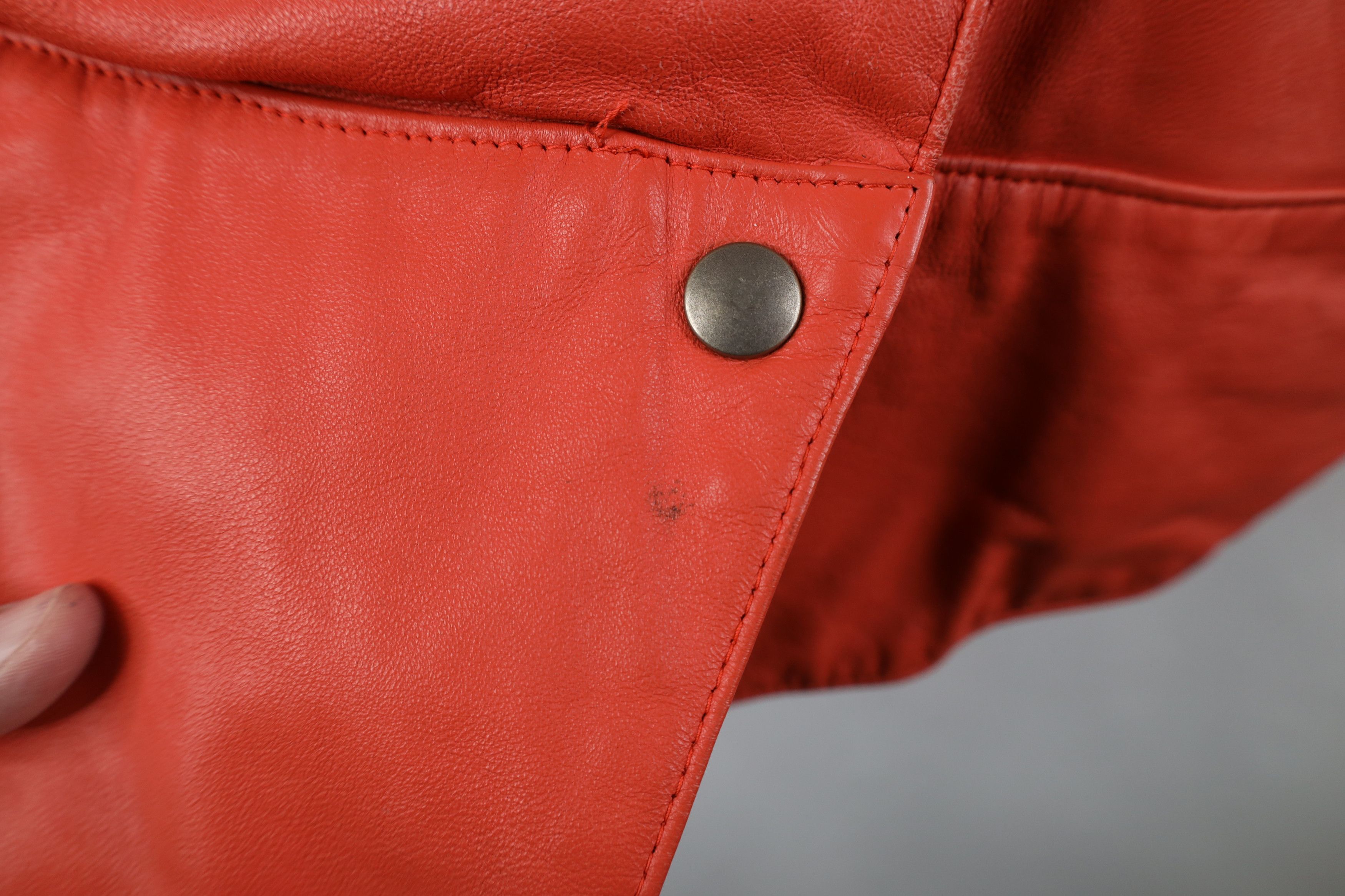 Vintage Vintage 80s Mid Mod Soft Leather Button Back Jacket Coral Size L / US 10 / IT 46 - 5 Thumbnail