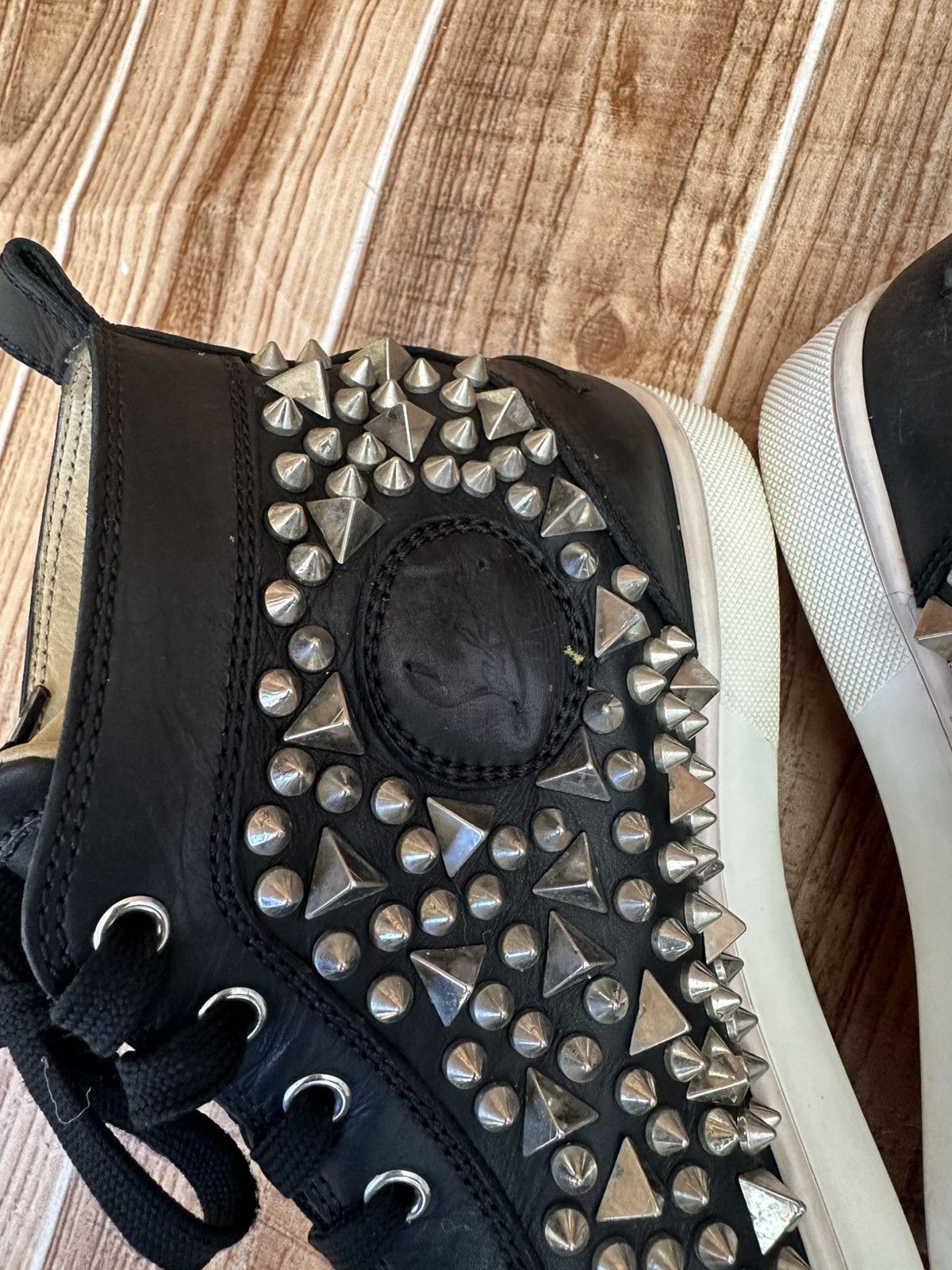 Christian Louboutin Christian Louboutin Louis Spikes Black Hightop Sneaks Size US 7.5 / EU 40-41 - 10 Thumbnail