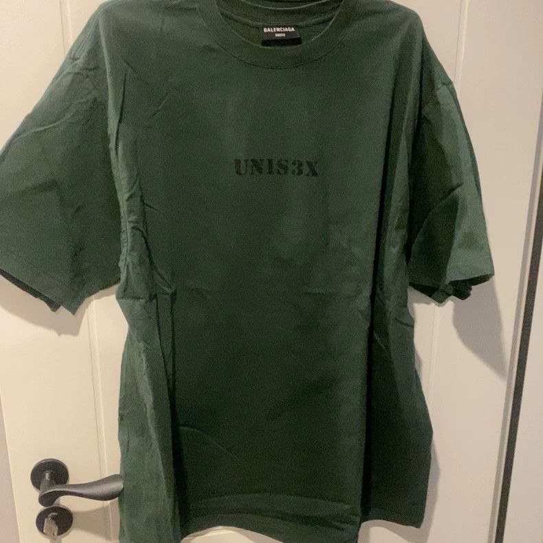 Balenciaga Unisex Green Oversized T-Shirt - dmc