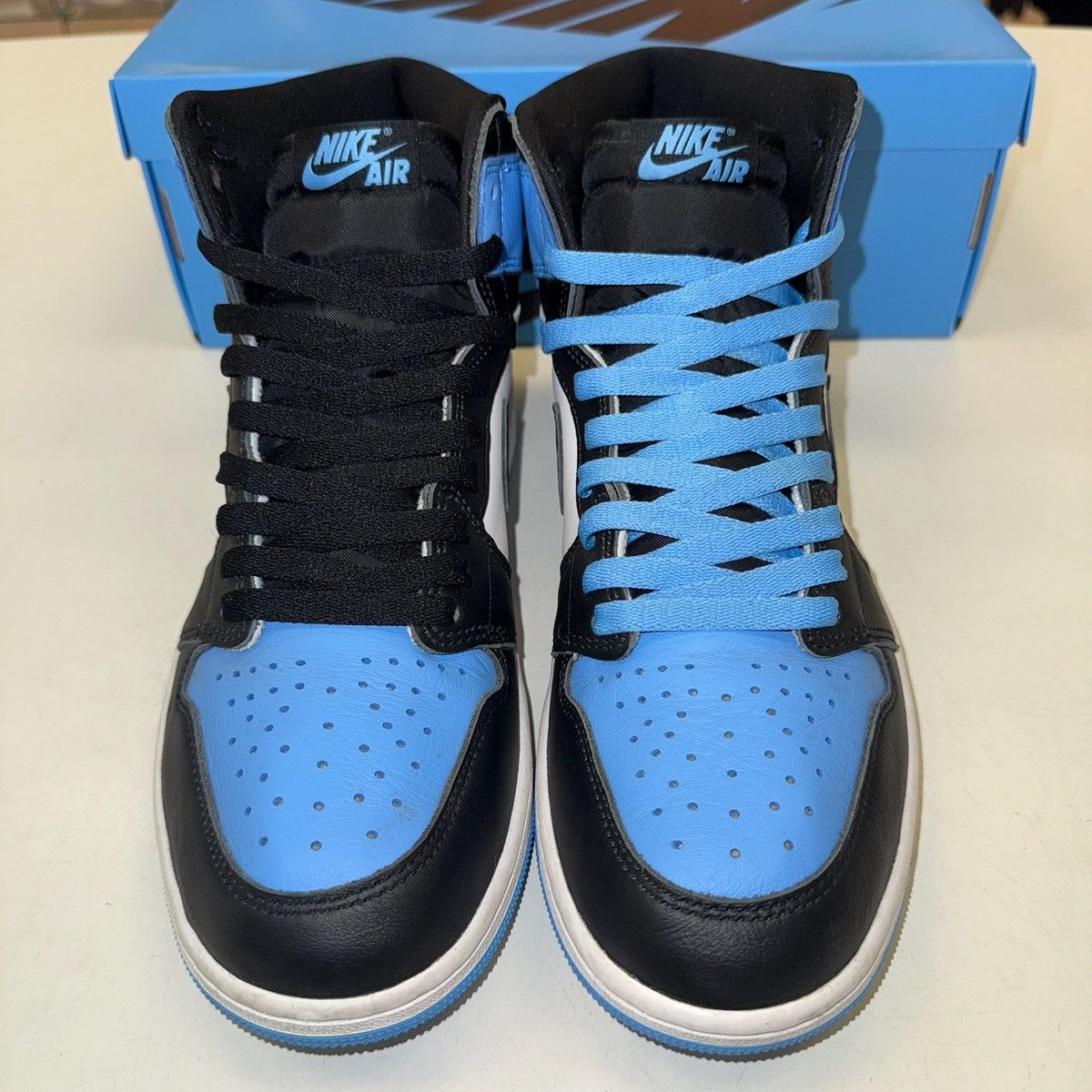 Jordan Brand Size 9.5 - Jordan 1 Retro OG High UNC Toe - DD5485-400 Size US 9.5 / EU 42-43 - 4 Thumbnail
