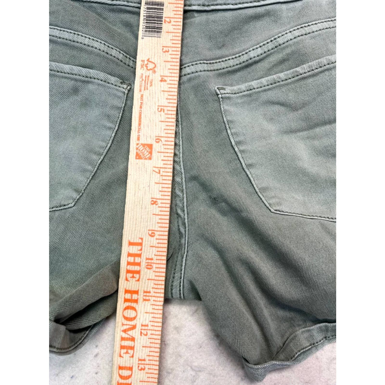 Mossimo Mossimo Denim Womens Mid-Rise Shorts Size 6-28 Green Rise Rolled Cuff Size 26" / US 2 / IT 38 - 4 Thumbnail