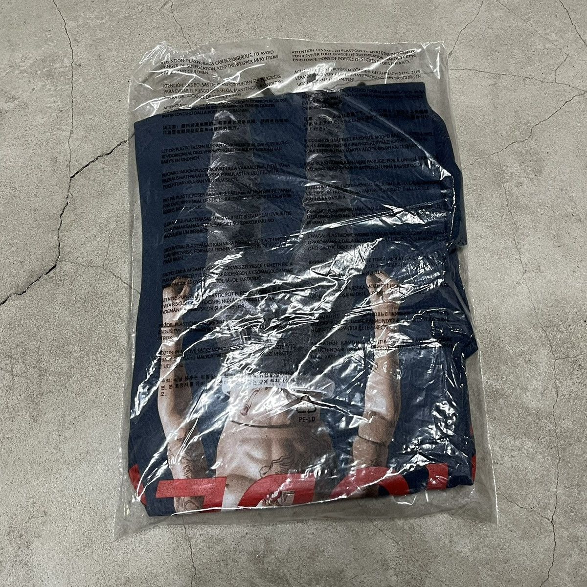 Travis Scott Travis Scott Rodeo 10 Years Action Figure Tee Black Size US M / EU 48-50 / 2 - 8 Thumbnail