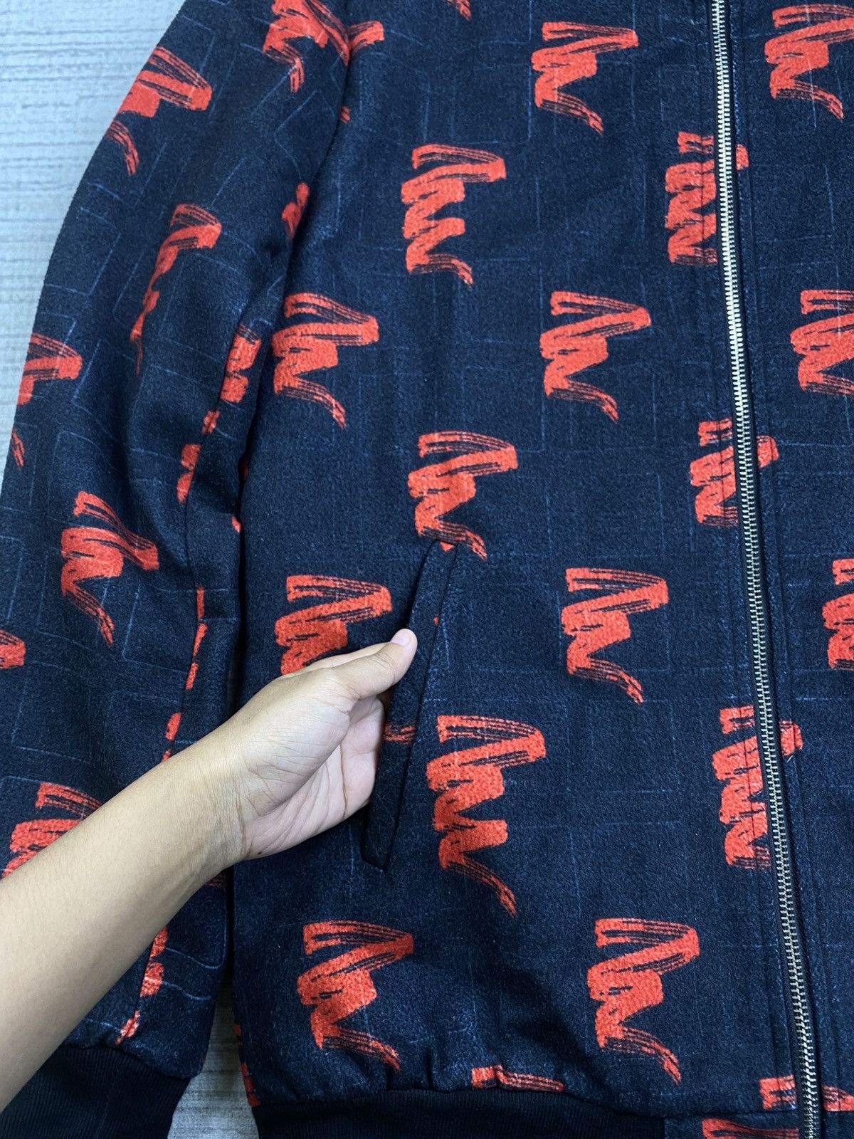 Japanese Brand × Vintage Vtg Sheng Qibinnu Classic Fashion FullPrint Bomber Jacket Size US M / EU 48-50 / 2 - 7 Thumbnail