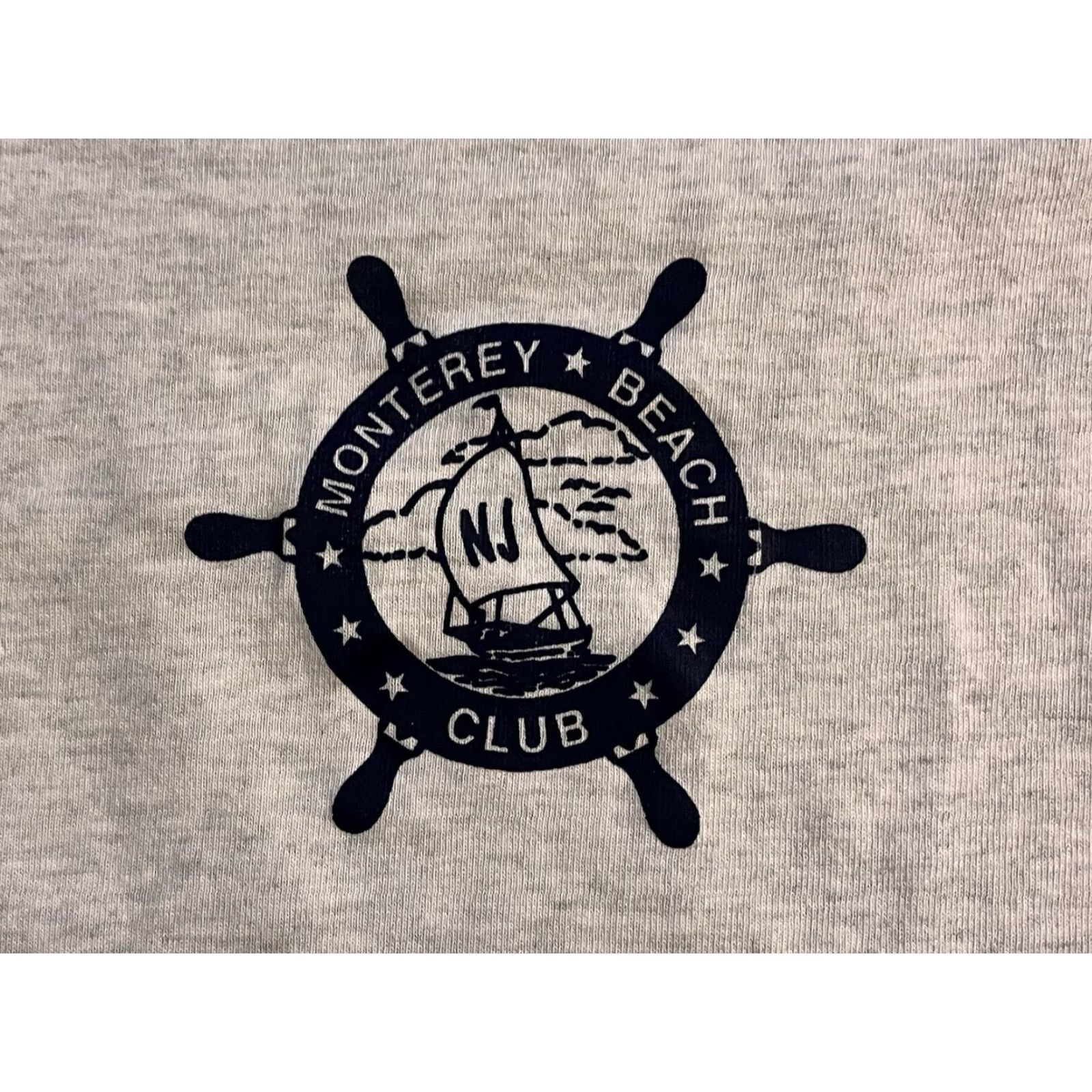 Fruit Of The Loom VINTAGE Monterey Beach Club New Jersey Shirt Men’s XL Grey 90s Size US XL / EU 56 / 4 - 4 Thumbnail