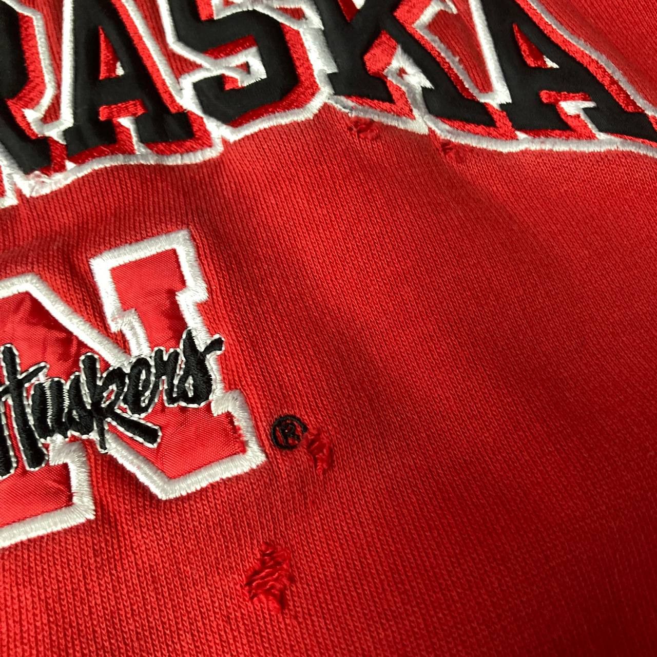 Starter Vintage Nebraska Huskers NCAA Football Distressed Hoodie Size US L / EU 52-54 / 3 - 3 Thumbnail
