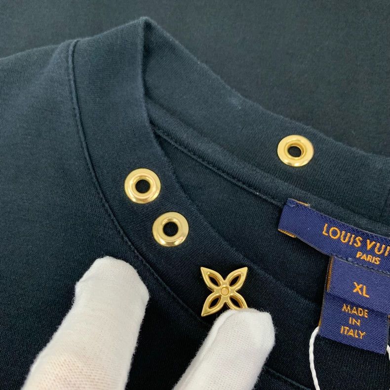 Louis Vuitton Louis Vuitton Cotton crew neck short sleeve tee with black Size US XL / EU 56 / 4 - 8 Thumbnail