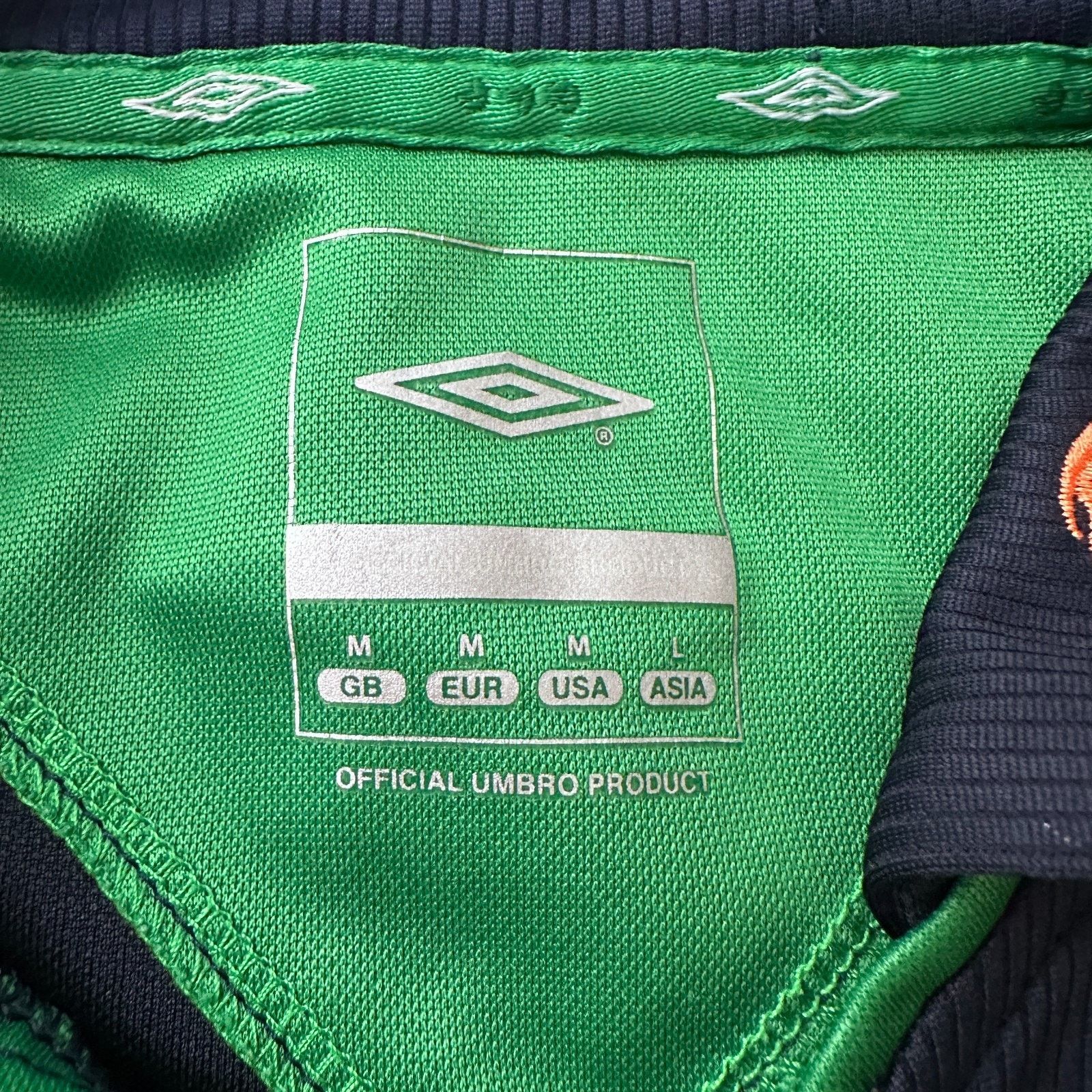 Umbro Umbro 2001 2002 Ireland National Football Team Jersey Mens M Size US M / EU 48-50 / 2 - 7 Thumbnail