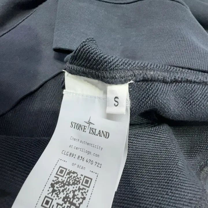 Stone Island Stone Island Classic Crew Sweatshirt for Men -2506 Size US S / EU 44-46 / 1 - 5 Thumbnail