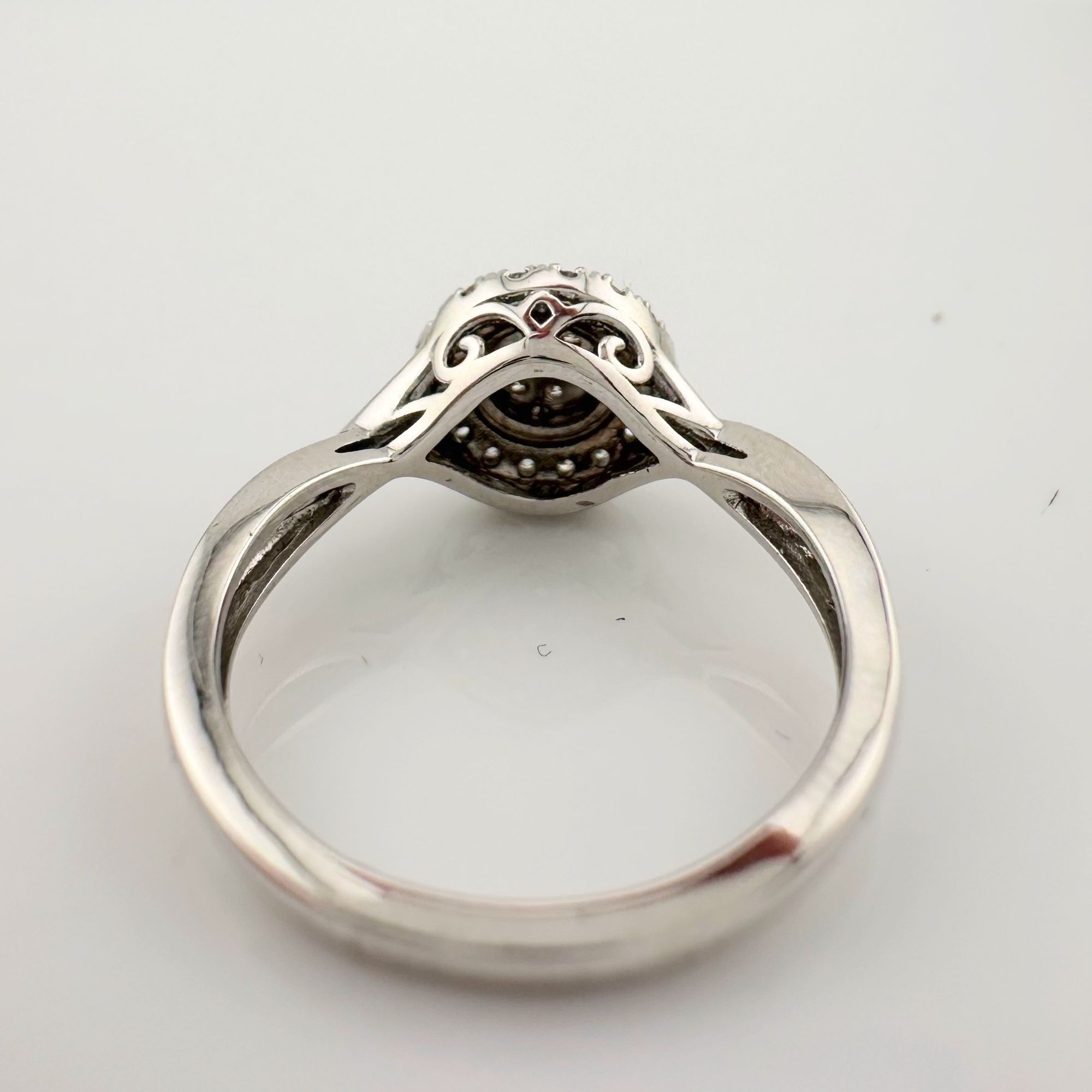 Other 1/4 Ct Lab Grown Diamond Cluster Twisted Shank Ring - SIze 7 Size ONE SIZE - 9 Thumbnail