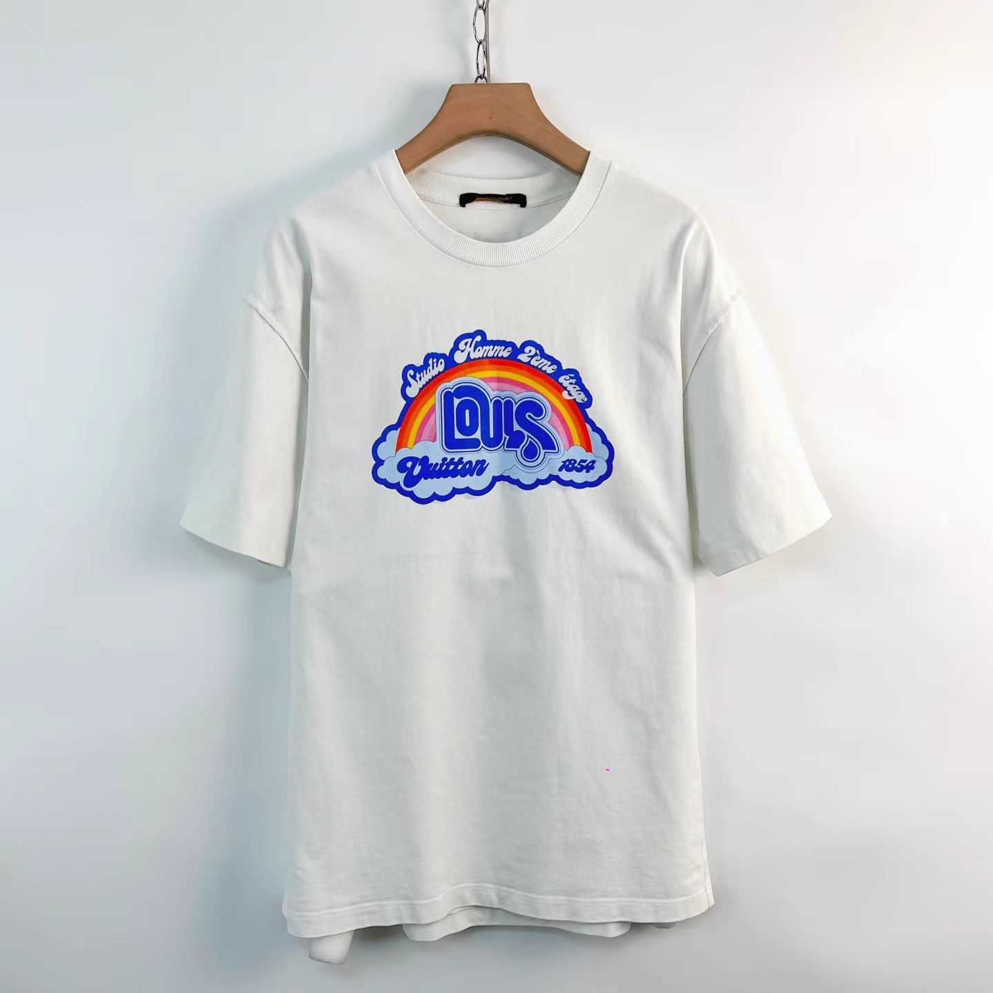 Louis Vuitton Louis Vuitton White Rainbow Logo Short Sleeve K12 Size US XL / EU 56 / 4 - 1 Thumbnail