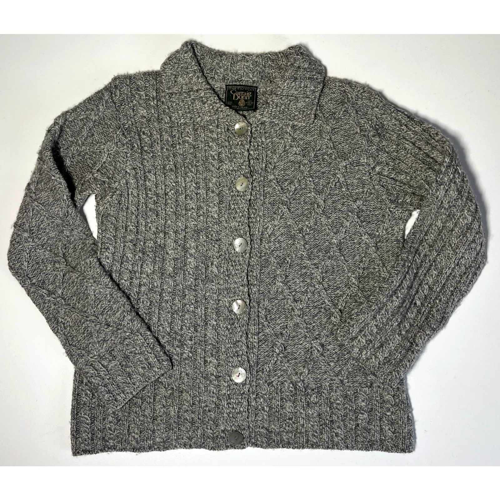 Vintage Carraig Donn Cardigan Sweater Women’s Merino Wool Gray Sz M Crew Neck Long Sleeve Knit Vintage Cardigan Womens Size M / US 6-8 / IT 42-44 - 3 Thumbnail