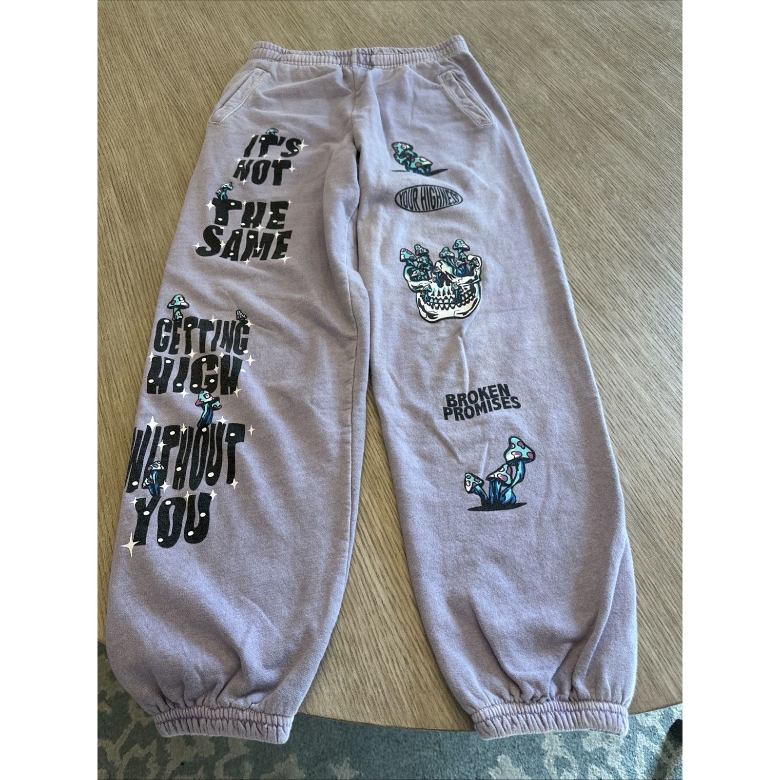Zumiez Broken Promises x Your Highness Magic Mushrooms Sweatpants S Size US 30 / EU 46 - 1 Thumbnail