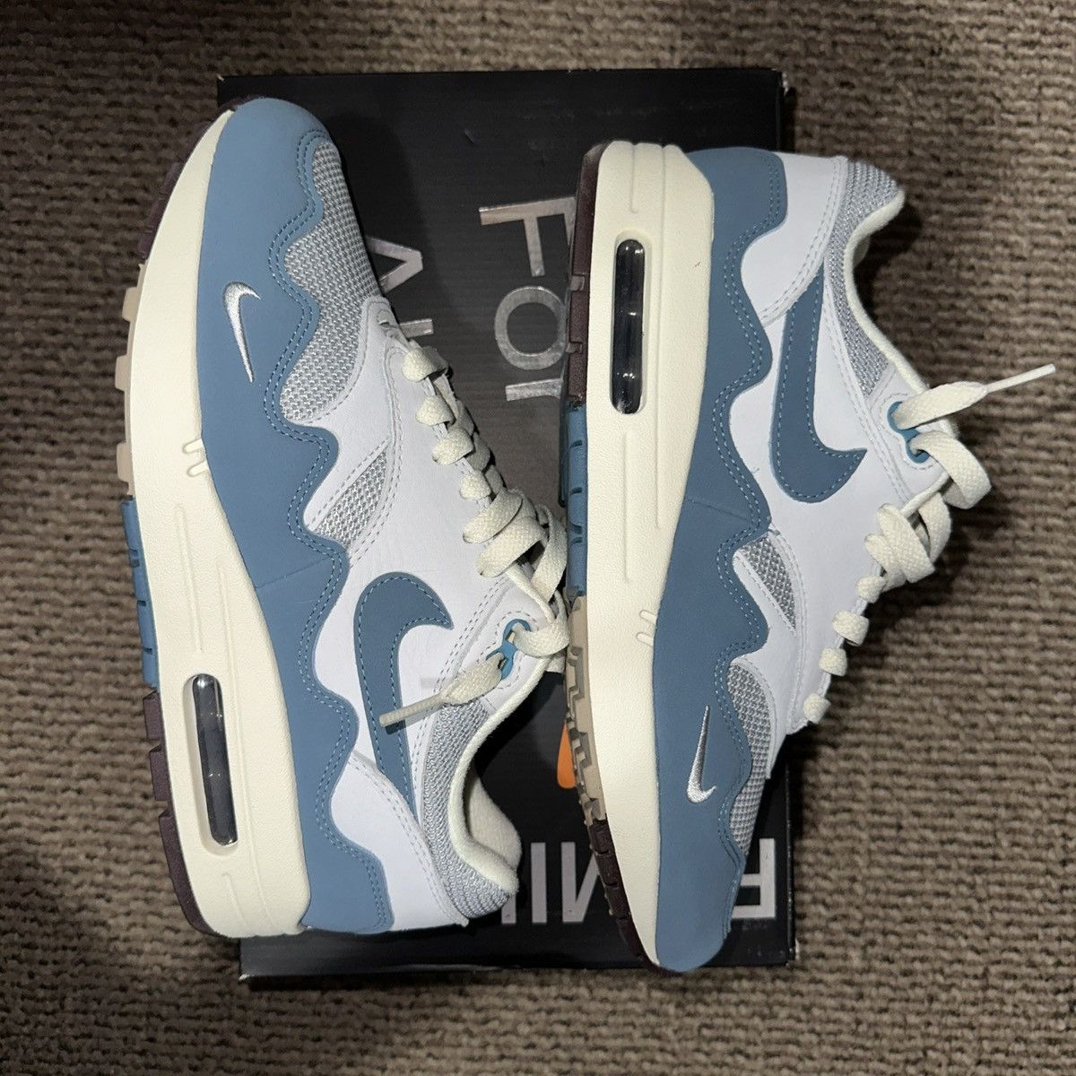 Nike × Patta Nike Air Max 1 Patta Waves Noise Aqua Size US 6.5 / EU 39-40 - 2 Thumbnail