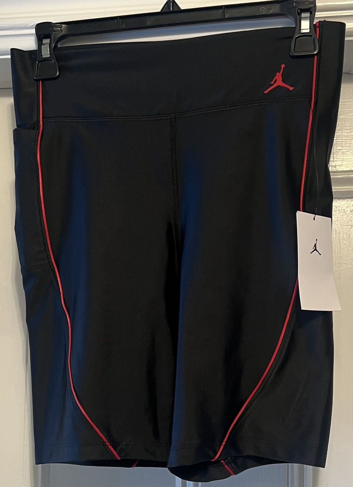 Jordan Brand Authentic Jordan Brand essentials bike tight fit shorts med Size 28" / US 6 / IT 42 - 1 Thumbnail