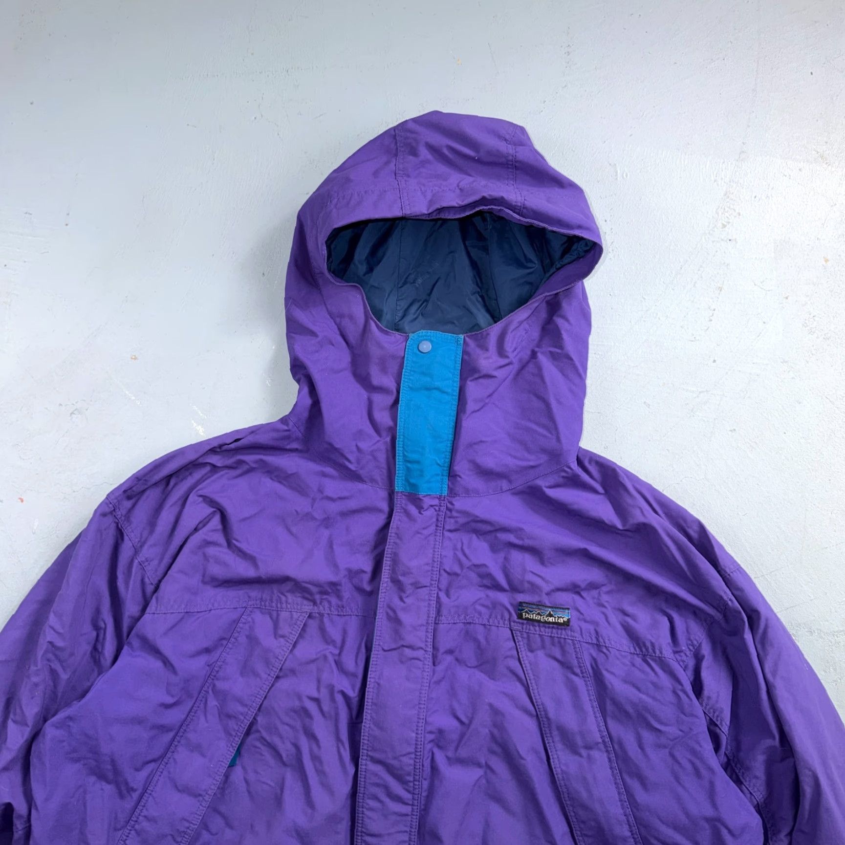 Patagonia VINTAGE Patagonia Hooded Jacket Mens L Purple Windbreaker 90s Rain Parka Zip Size US L / EU 52-54 / 3 - 7 Thumbnail