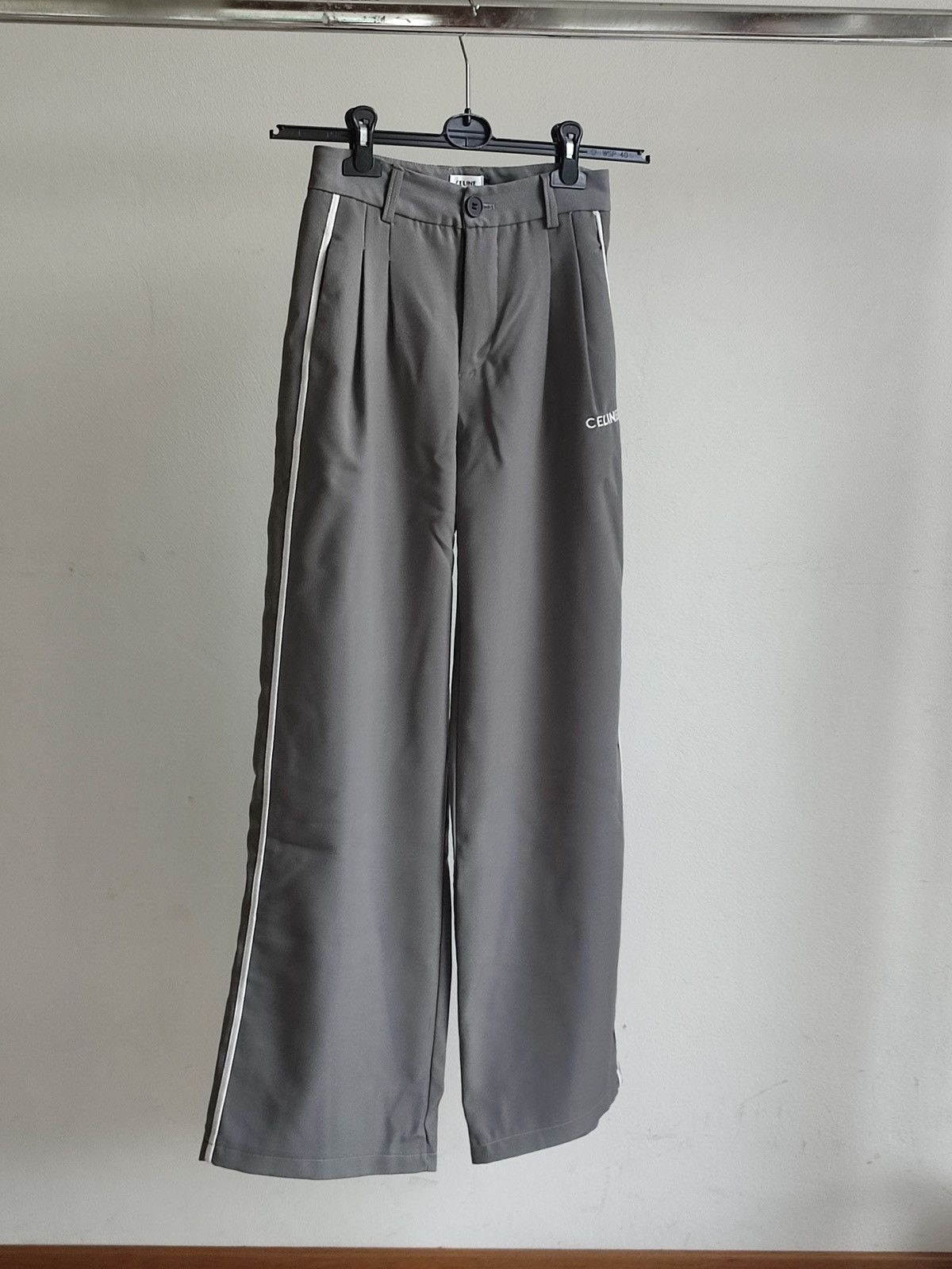 Celine Elegant straight leg pants Celine Size 24" / US 00 / IT 34 - 1 Thumbnail