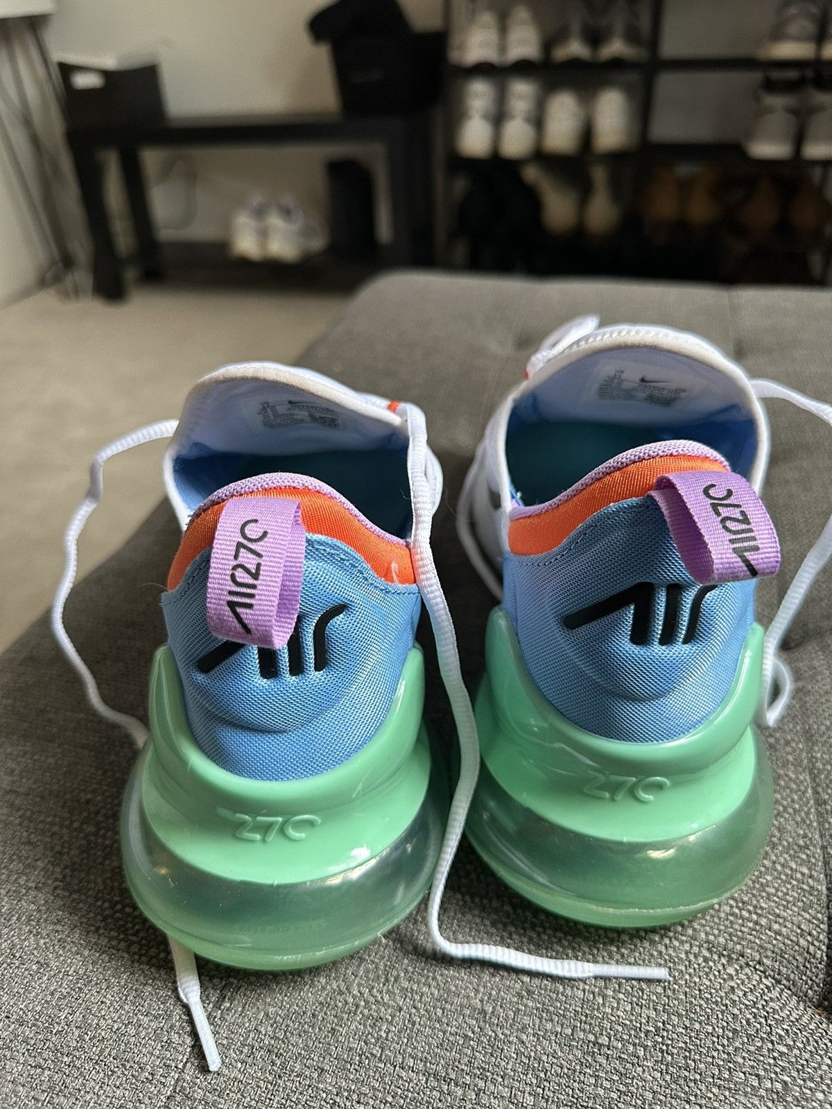 Nike Nike Air Max 270 Size US 11 / EU 44 - 4 Thumbnail