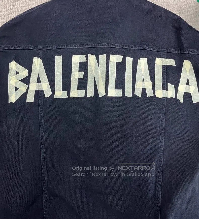 Balenciaga Balenciaga Letter Logo Printed Single-Breasted Long Sleeve Size US S / EU 44-46 / 1 - 4 Thumbnail