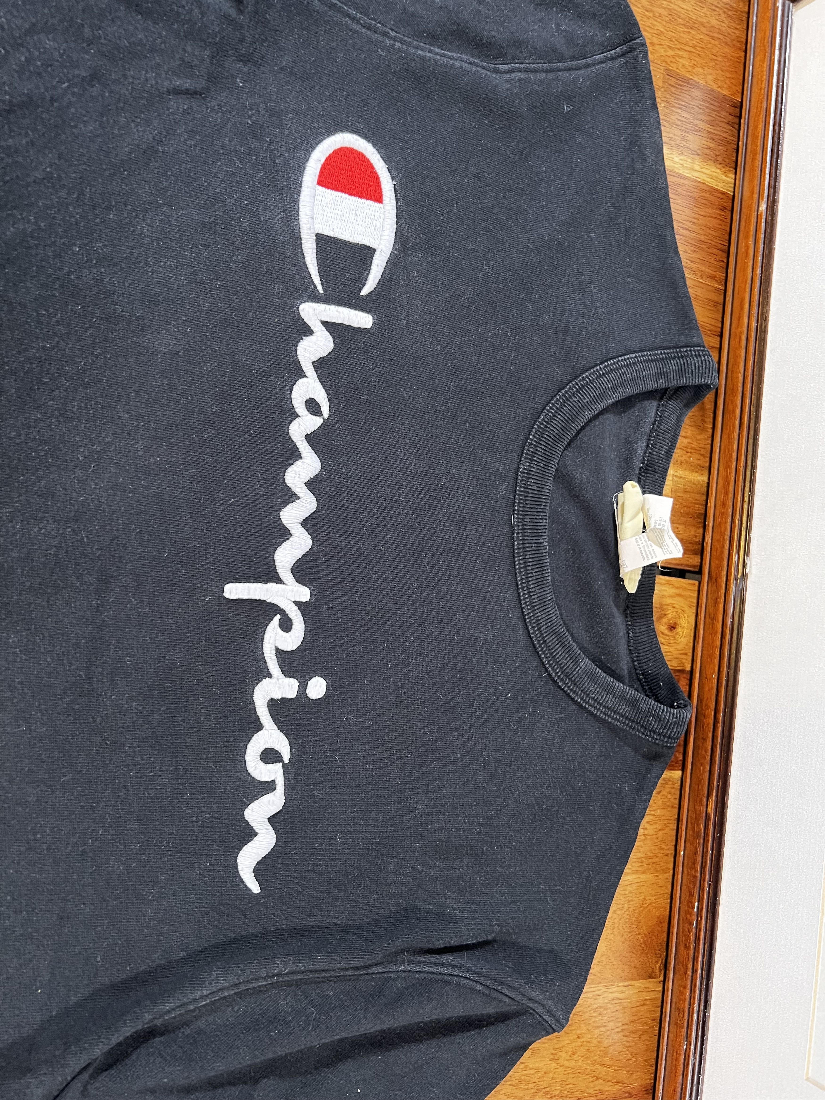Champion Vintage Champion Shirt Men Medium Black 90s Embroidered logo Size US M / EU 48-50 / 2 - 2 Thumbnail