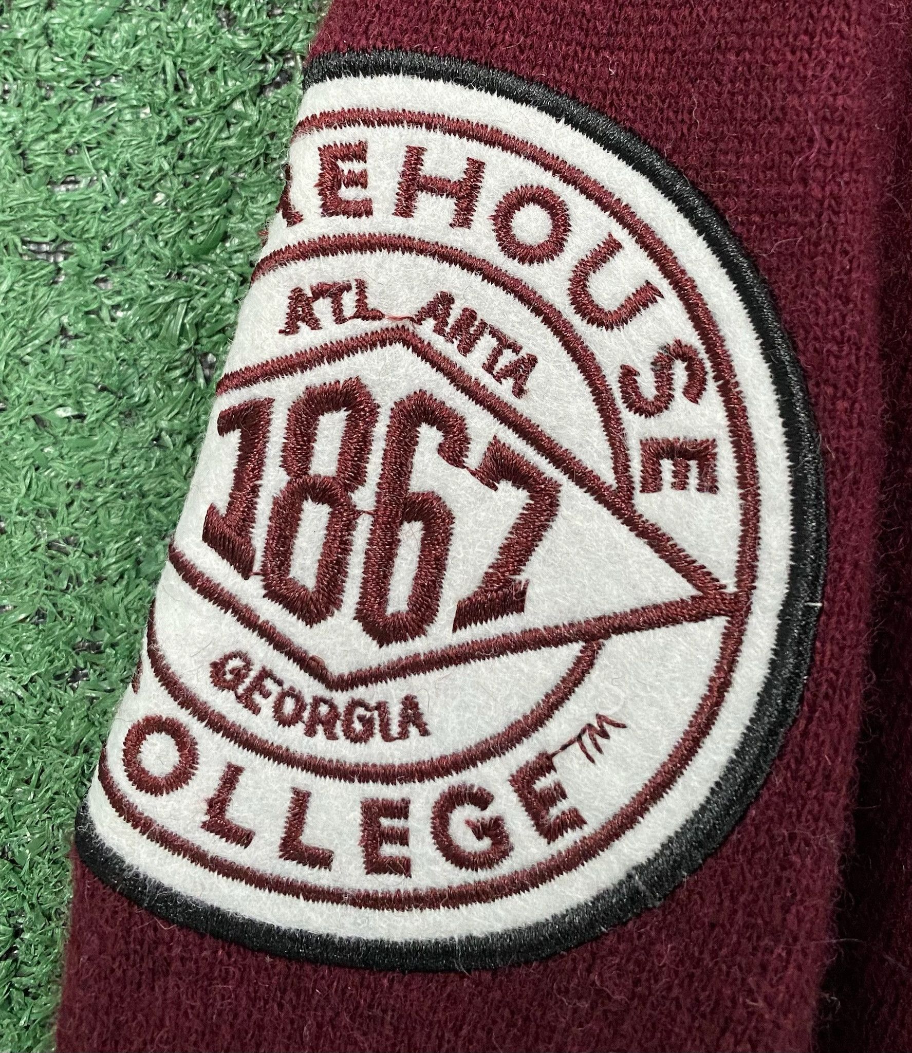 Other Morehouse College Varsity Embroidered Sweater Large Size US L / EU 52-54 / 3 - 2 Thumbnail