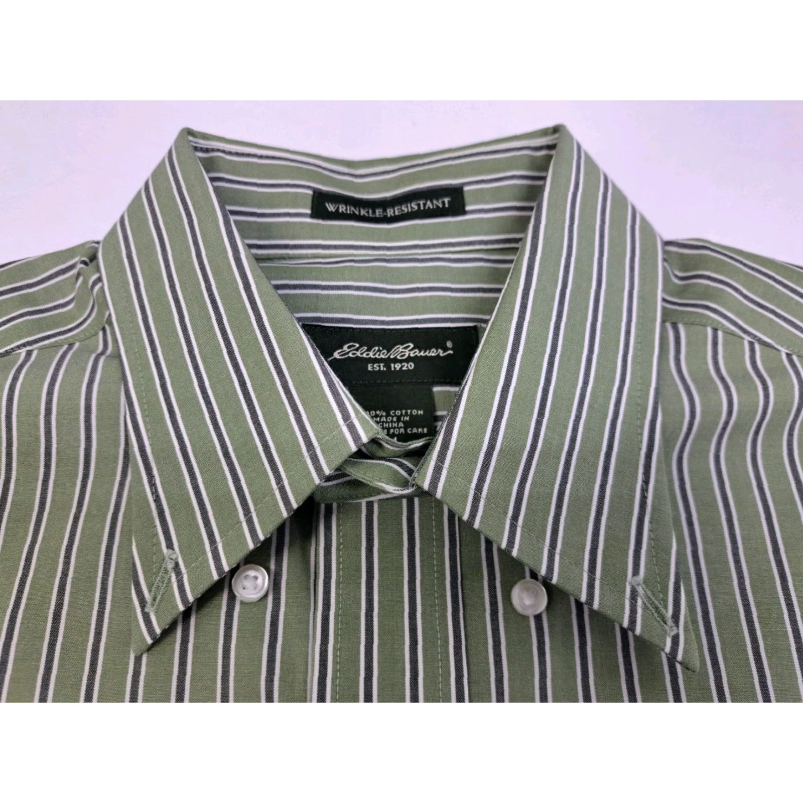 Eddie Bauer Eddie Bauer Men's Wrinkle Resistant Long Sleeve Button Up Striped Shirt M Green/White Striped Shirt Mens M Wrinkle Resistant Button-Up Shirt Size US M / EU 48-50 / 2 - 2 Thumbnail