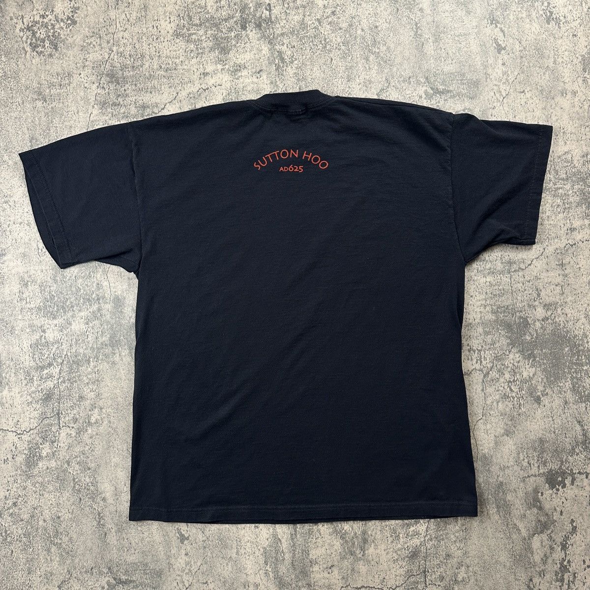 Designer The National Trust Sutton Hoo Black T Shirt Size US L / EU 52-54 / 3 - 3 Thumbnail