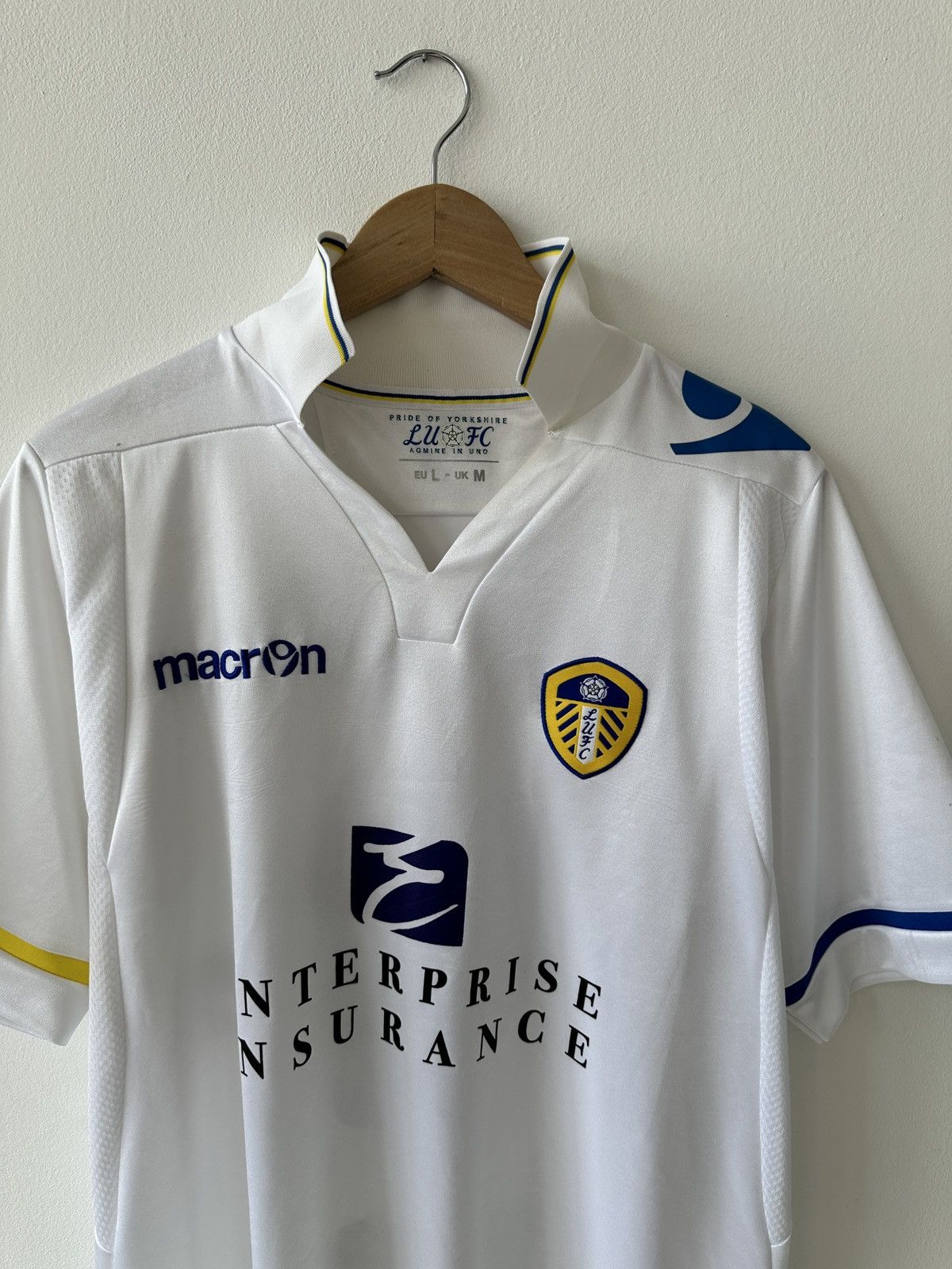 Macron Leeds United 2011/2012 Home Jersey Macron Size US L / EU 52-54 / 3 - 4 Thumbnail