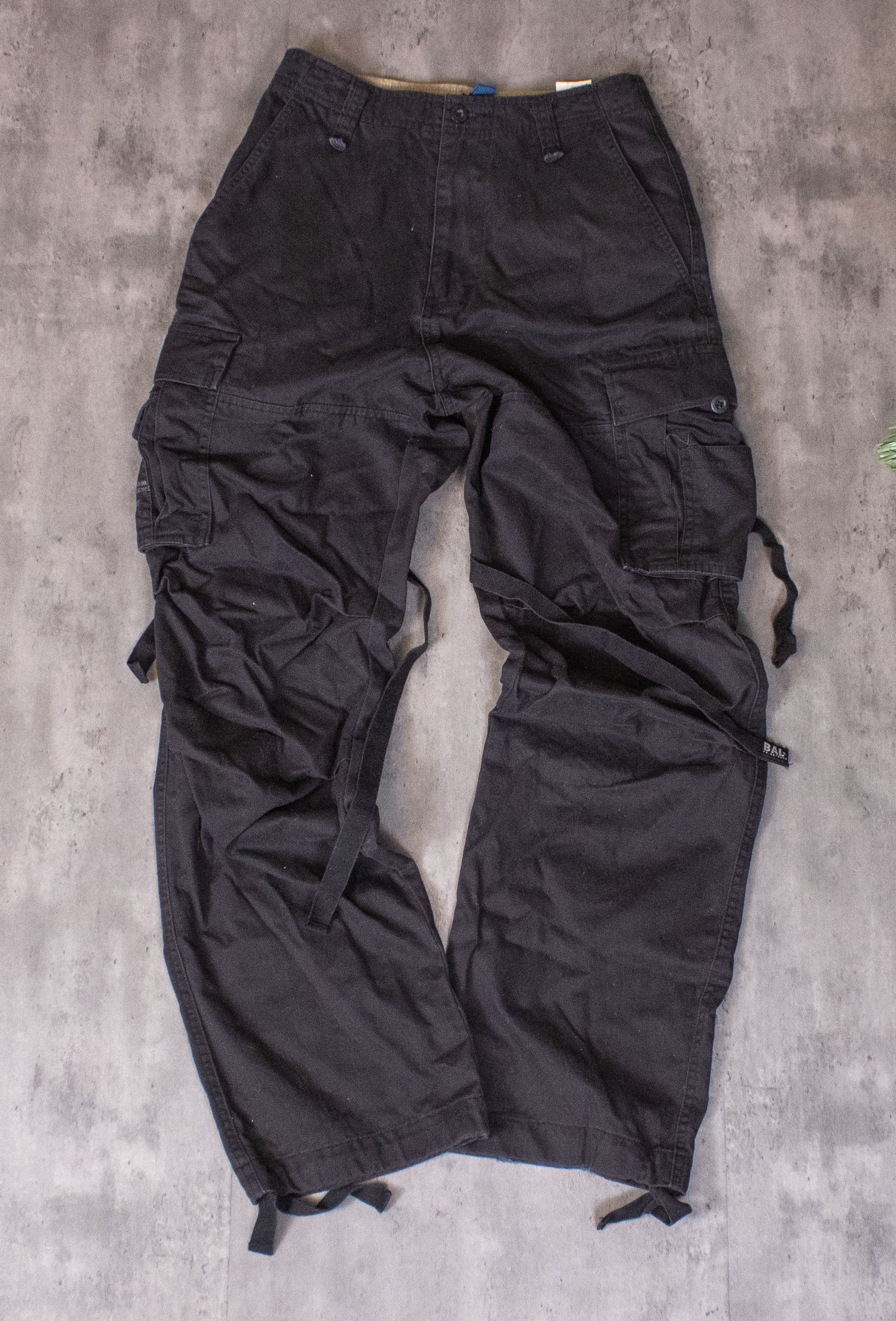 Japanese Brand × Vintage Y2K 2000's Bali* Bondage Baggy Tactical Black Cargo Pant's Size US 26 / EU 42 - 8 Thumbnail