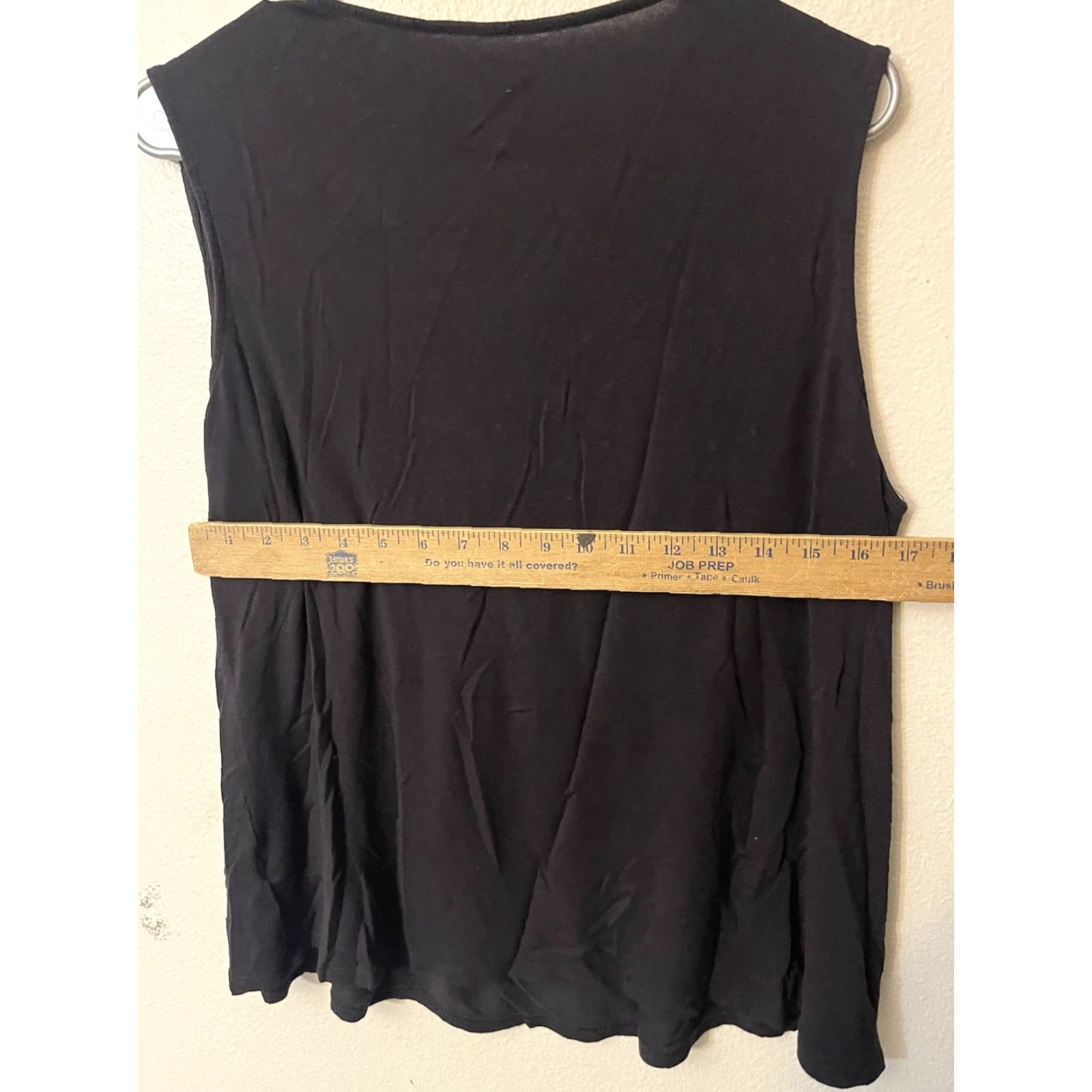 Croft & Barrow VINTAGE Croft & Barrow Black Sleeveless V-Neck Top Rayon Spandex XL Tank Womens Vintage Casual Basic 90s? Size XL / US 12-14 / IT 48-50 - 4 Thumbnail