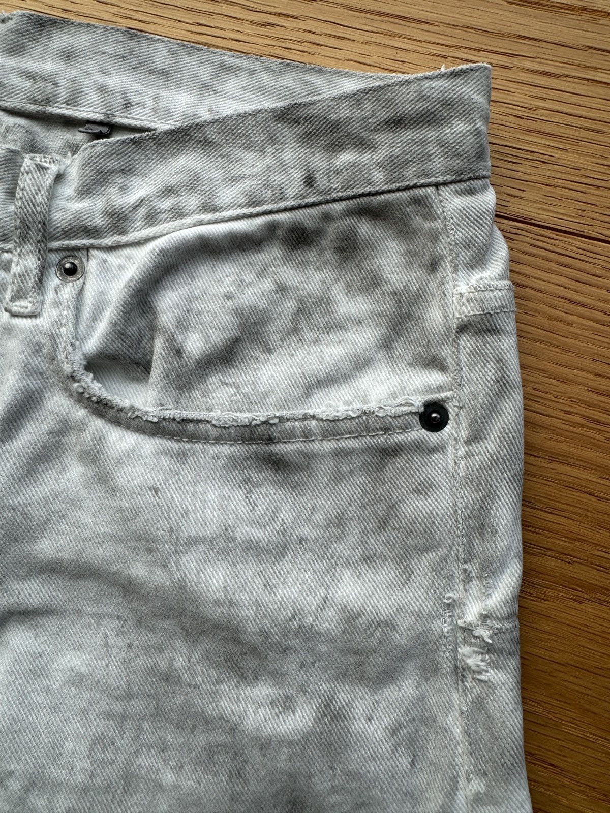 Dior × Hedi Slimane Hedi’s SS06 Dior Dirty Snow Denim Size US 30 / EU 46 - 6 Thumbnail