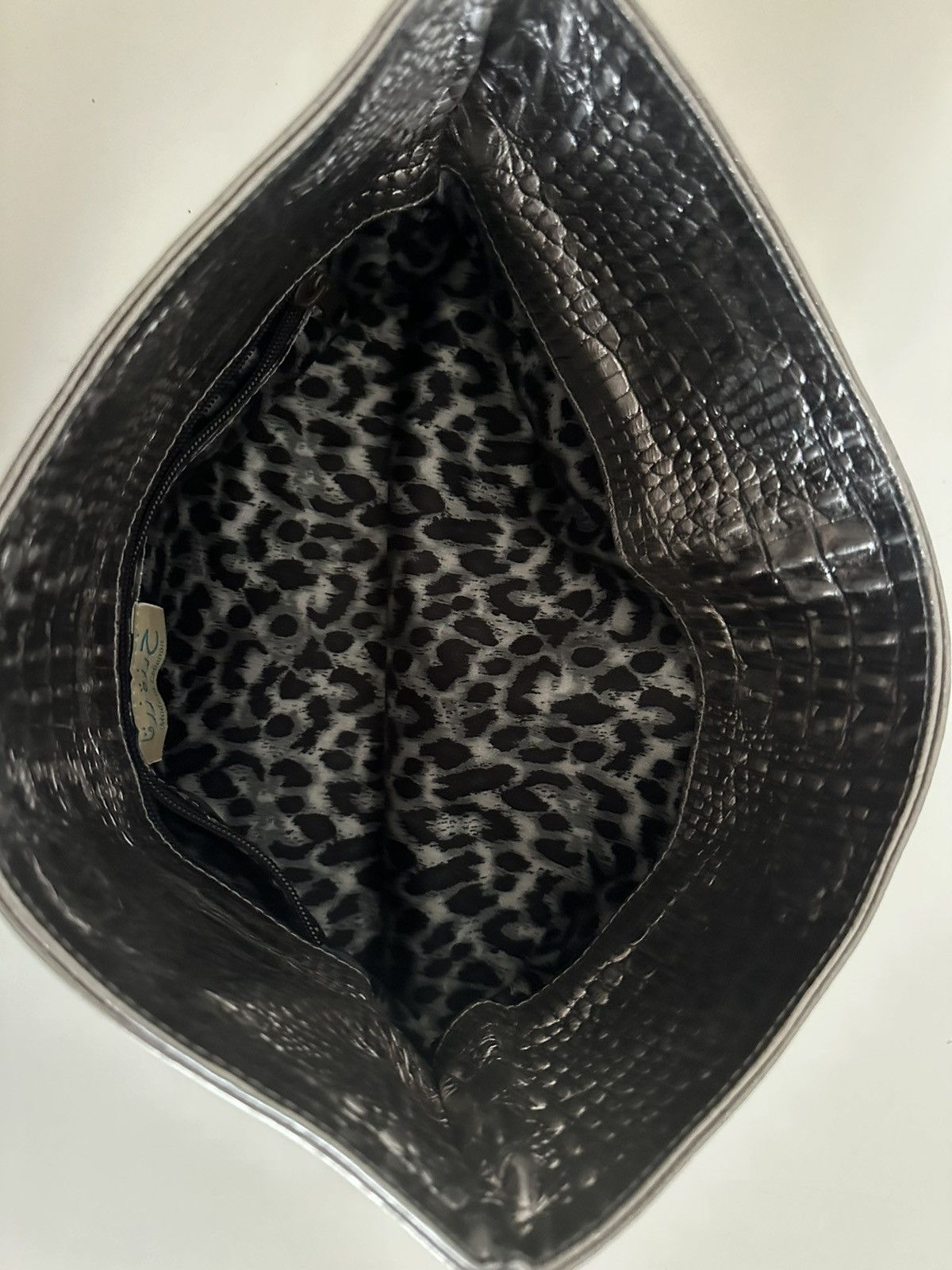 Vintage Silver leather clutch Size ONE SIZE - 11 Thumbnail