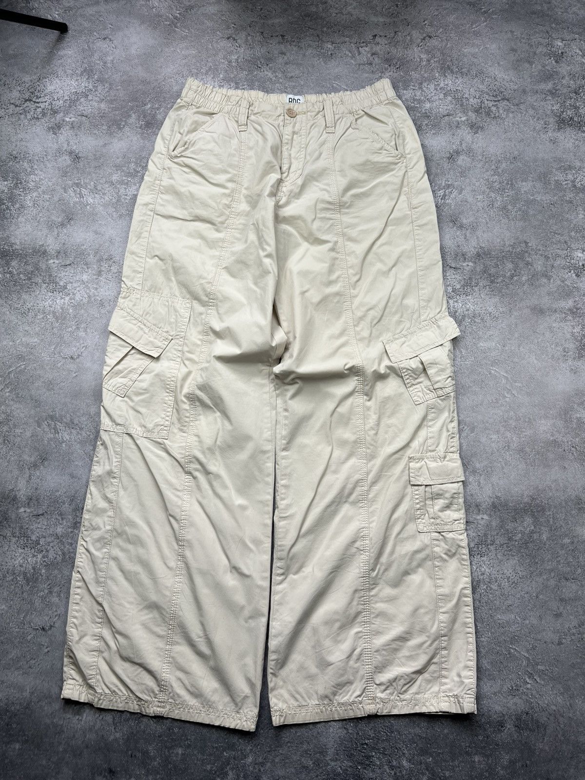 Bdg BDG Wide Cargo Pants Y2K White Size 28" / US 6 / IT 42 - 2 Thumbnail