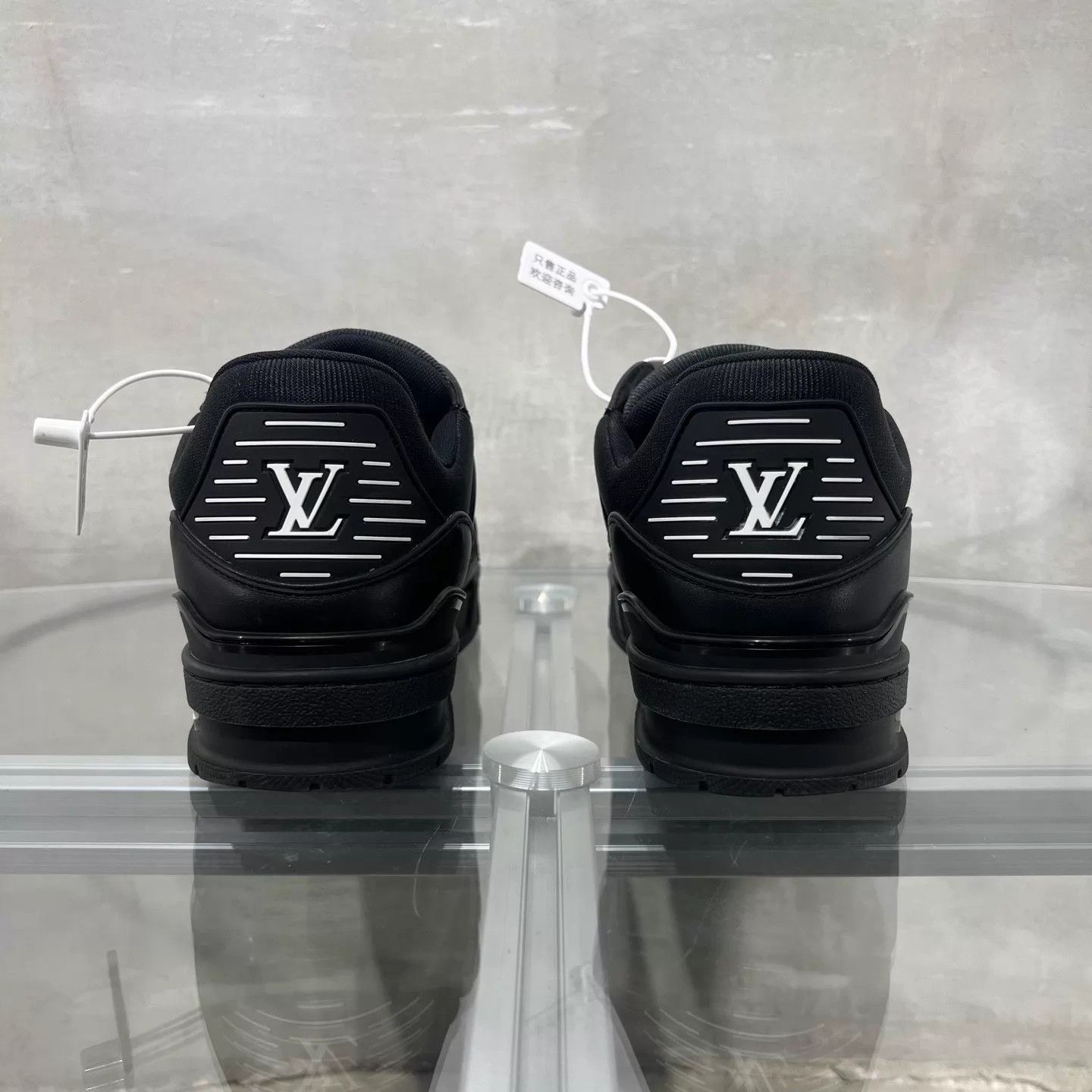 Louis Vuitton LV Trainer Black UK8 42 Size US 9 / EU 42 - 6 Thumbnail