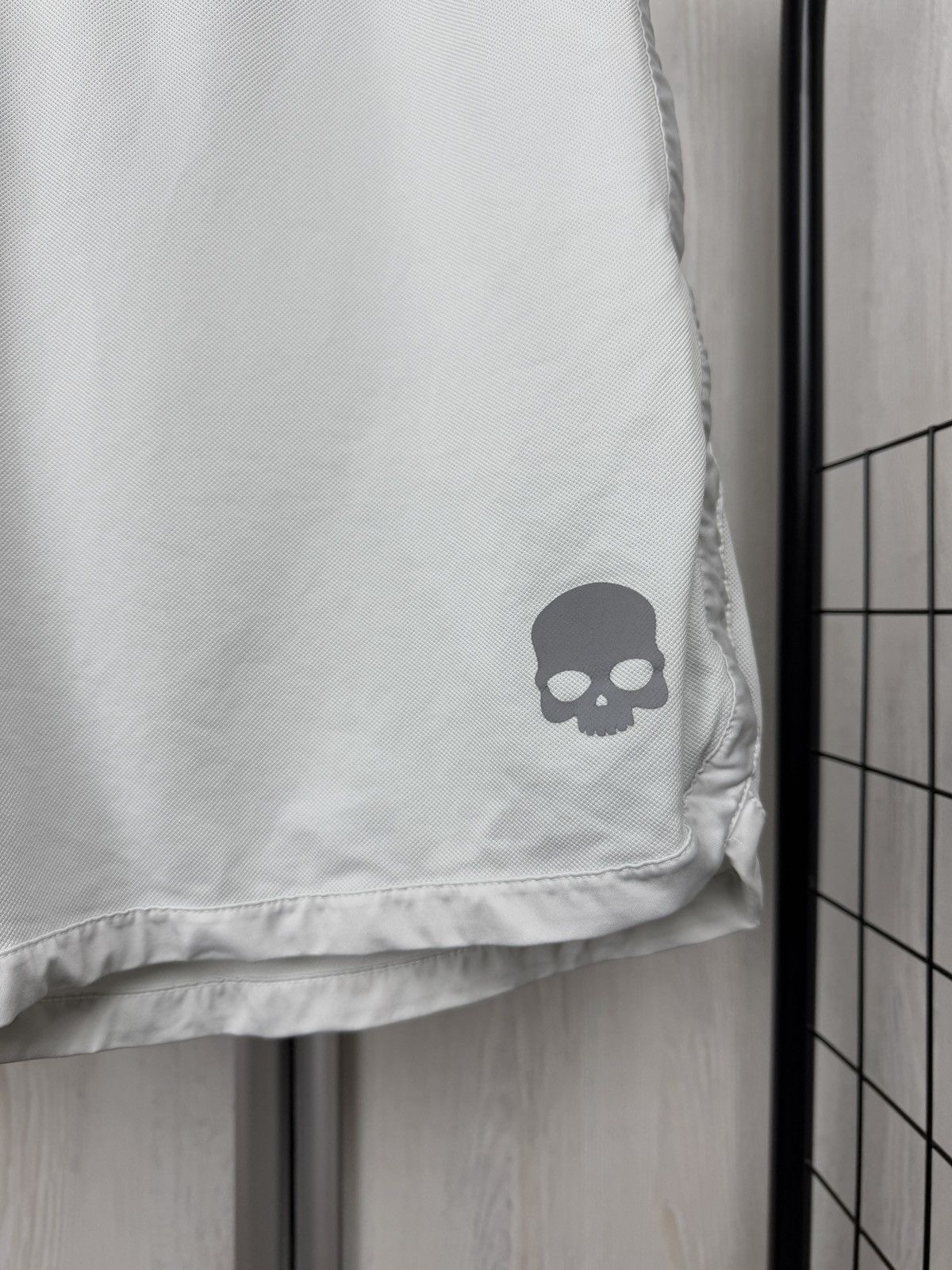 HYDROGEN Hydrogen white nylon reflective logo shorts Size US 36 / EU 52 - 4 Thumbnail