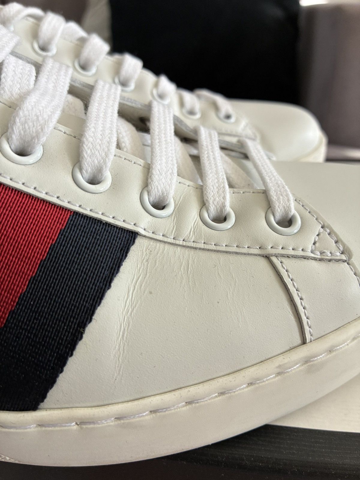 Gucci Gucci Ace Classic Leather Sneaker Size US 10 / EU 43 - 11 Thumbnail