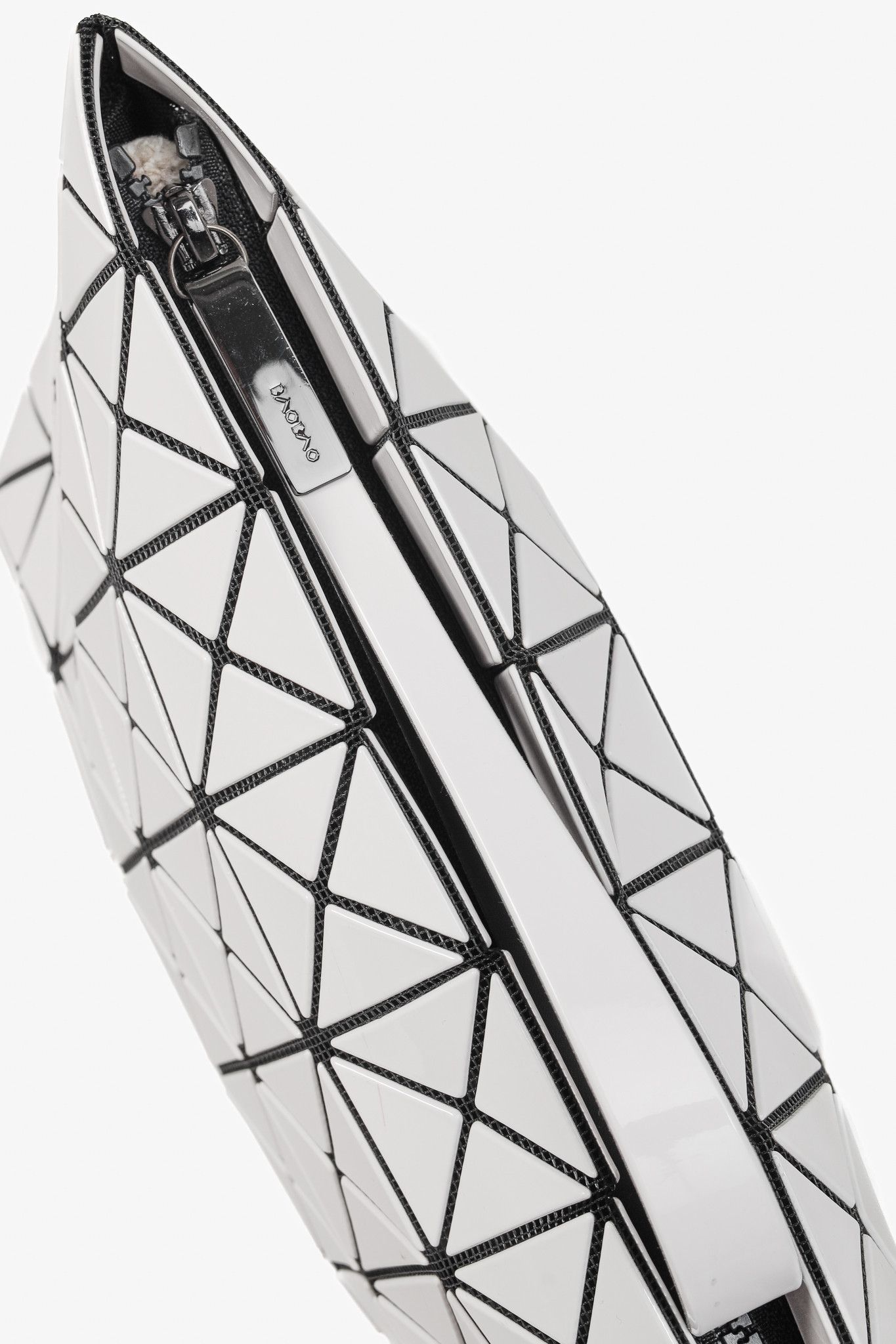 Issey Miyake Bao Bao Bao Bao Issey Miyake White Geometric PVC Clutch Size ONE SIZE - 8 Thumbnail