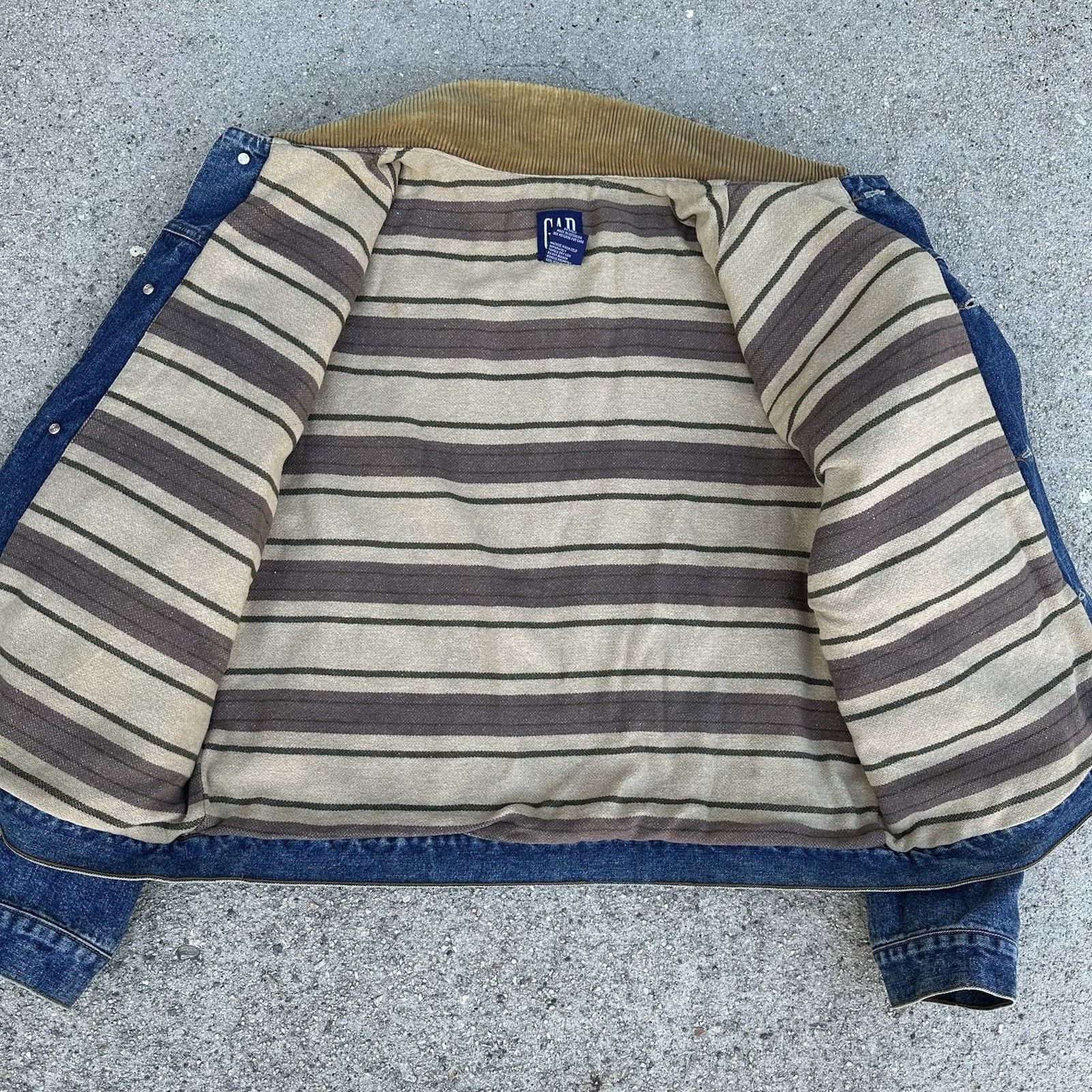 Gap × Kanye West × Vintage Vintage 90s Gap Striped Blanket Lined Trucker Denim Jacket Size US L / EU 52-54 / 3 - 3 Thumbnail