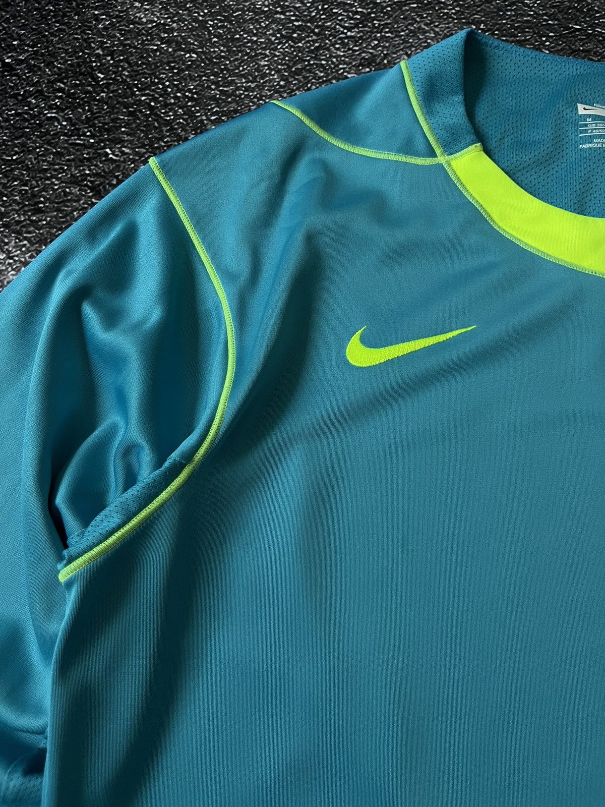 Nike NIKE BARCELONA 2006 2008 TRAINING SHIRT JERSEY LONG SLEEVE Size US M / EU 48-50 / 2 - 5 Thumbnail